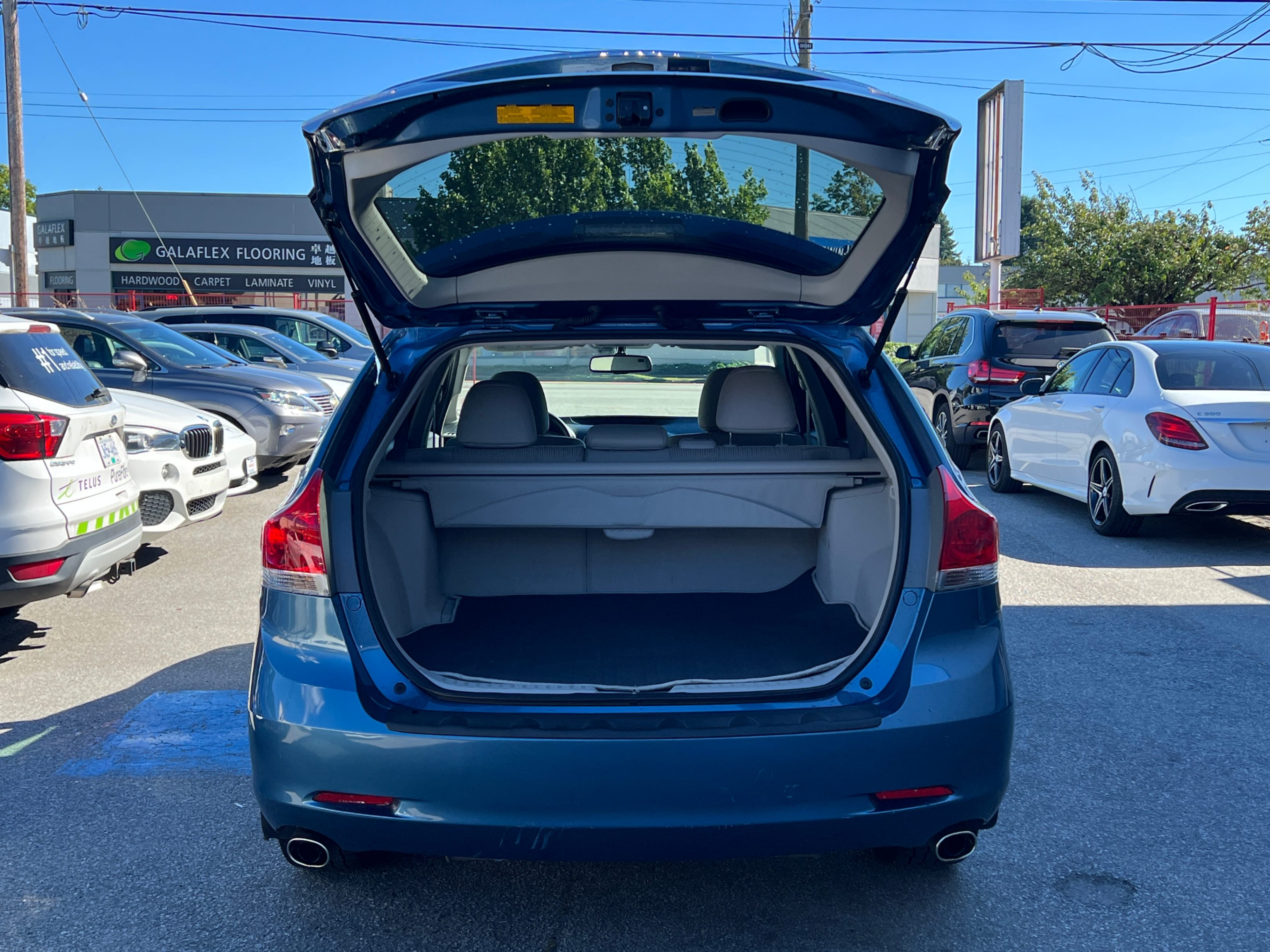 2010 Toyota Venza 4dr Wgn V6 AWD. NO ACCIDENTS. BC LOCAL VEHICLE., Vancouver, Cash
