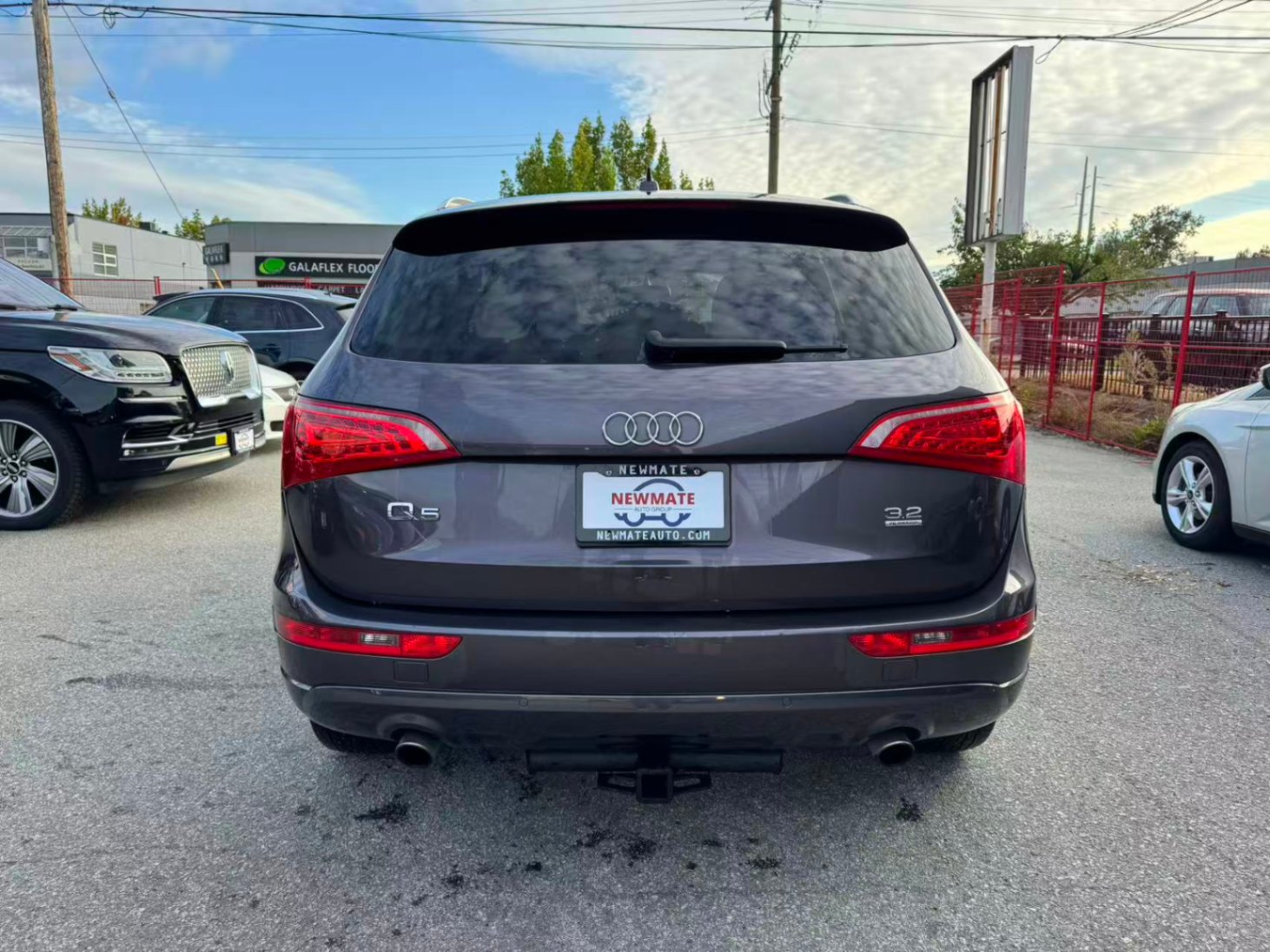2011 Audi Q5 Quattro 4dr 3.2L Premium. BC LOCAL VEHICLE., Vancouver, Cash