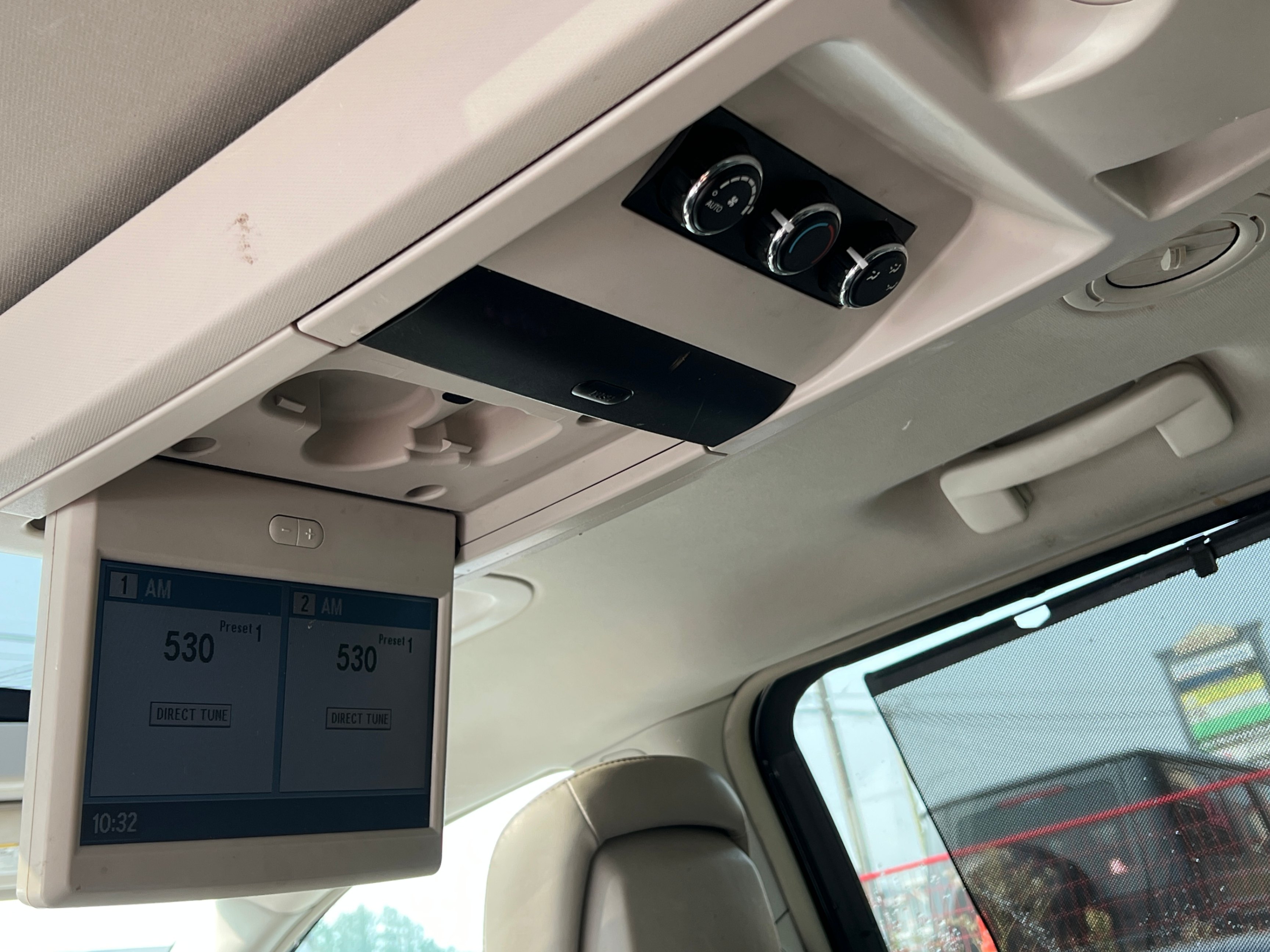 2011 Chrysler Town & Country 4dr Wgn Limited. BC LOCAL VEHICLE. SELLING AS-IS*, Vancouver, Cash