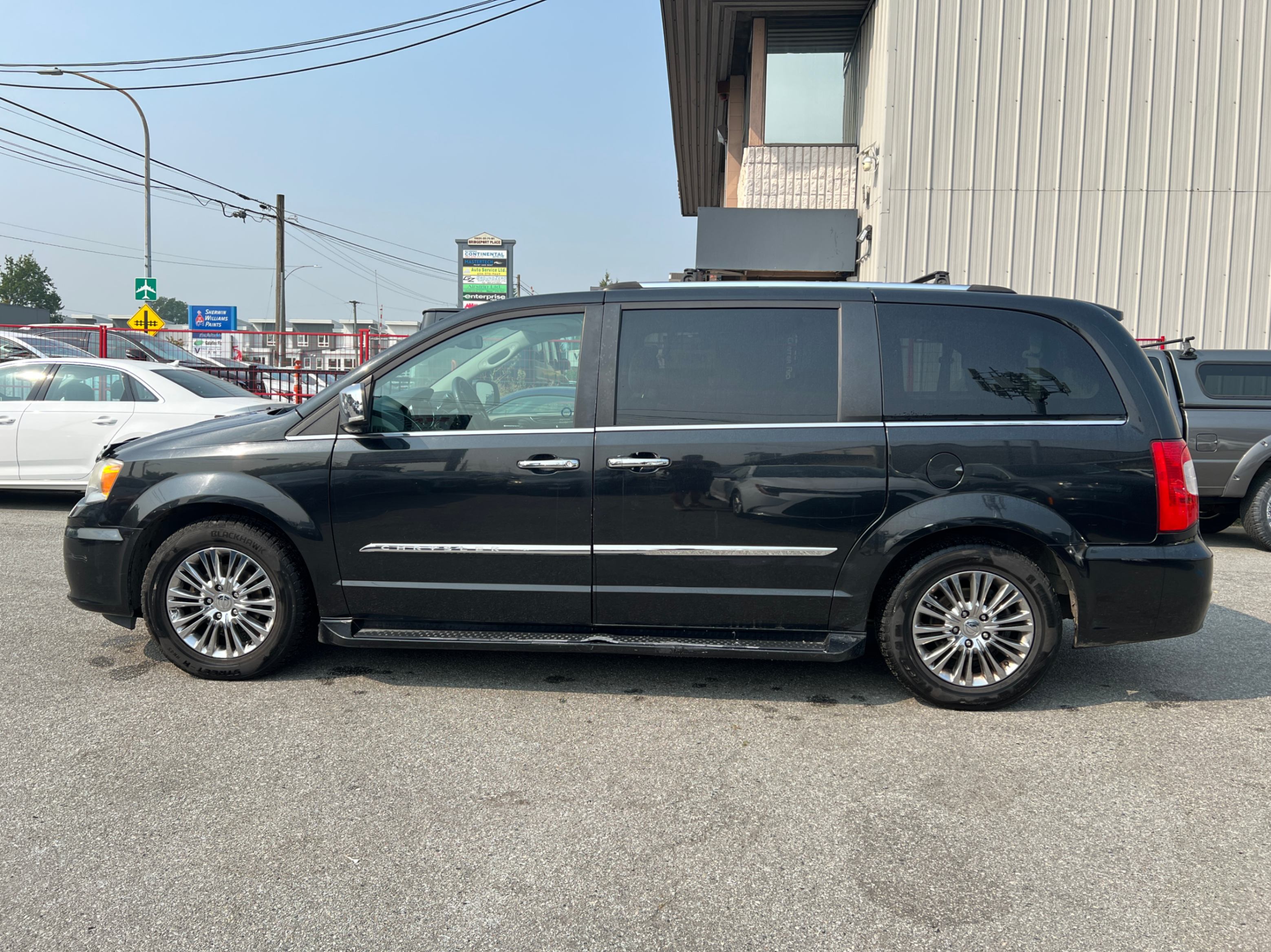 2011 Chrysler Town & Country 4dr Wgn Limited. BC LOCAL VEHICLE. SELLING AS-IS*, Vancouver, Cash