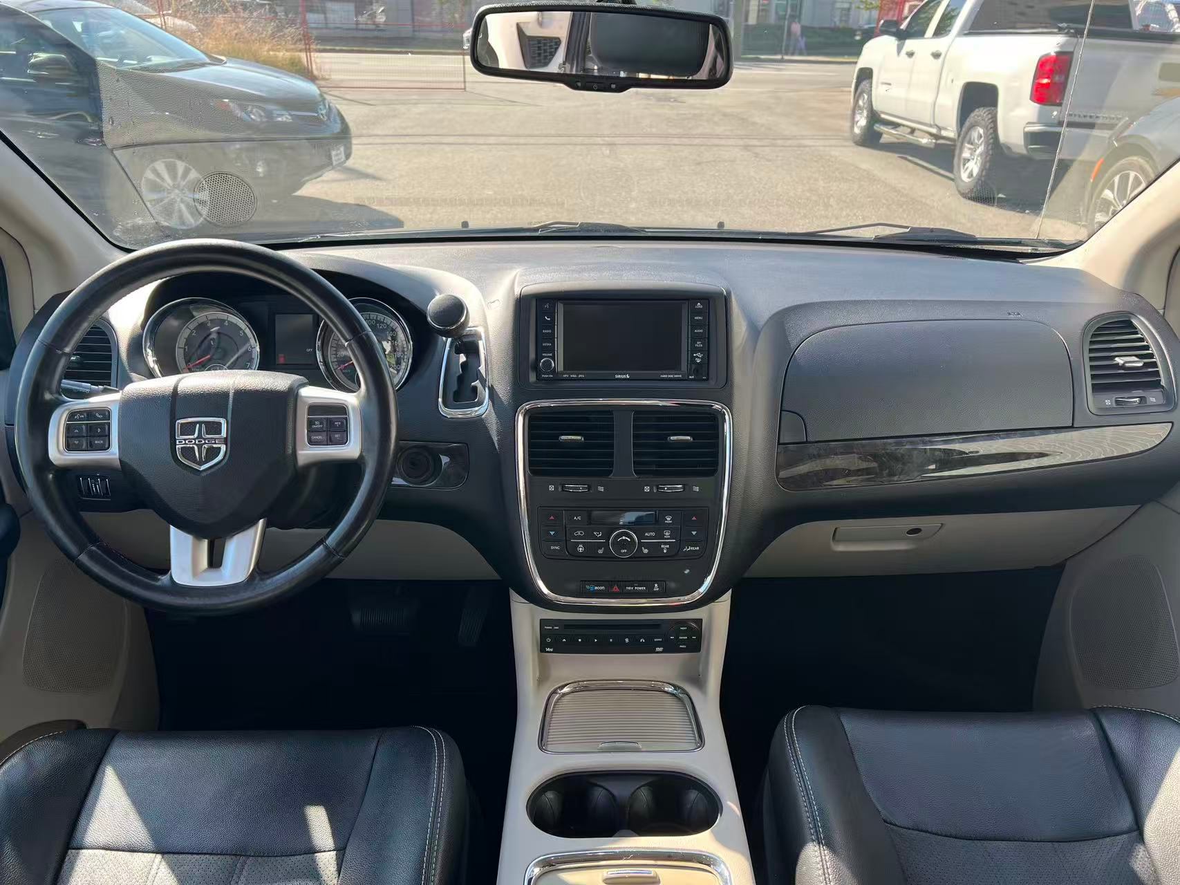 2011 Dodge Grand Caravan 4dr Wgn Crew Plus, Vancouver, Cash