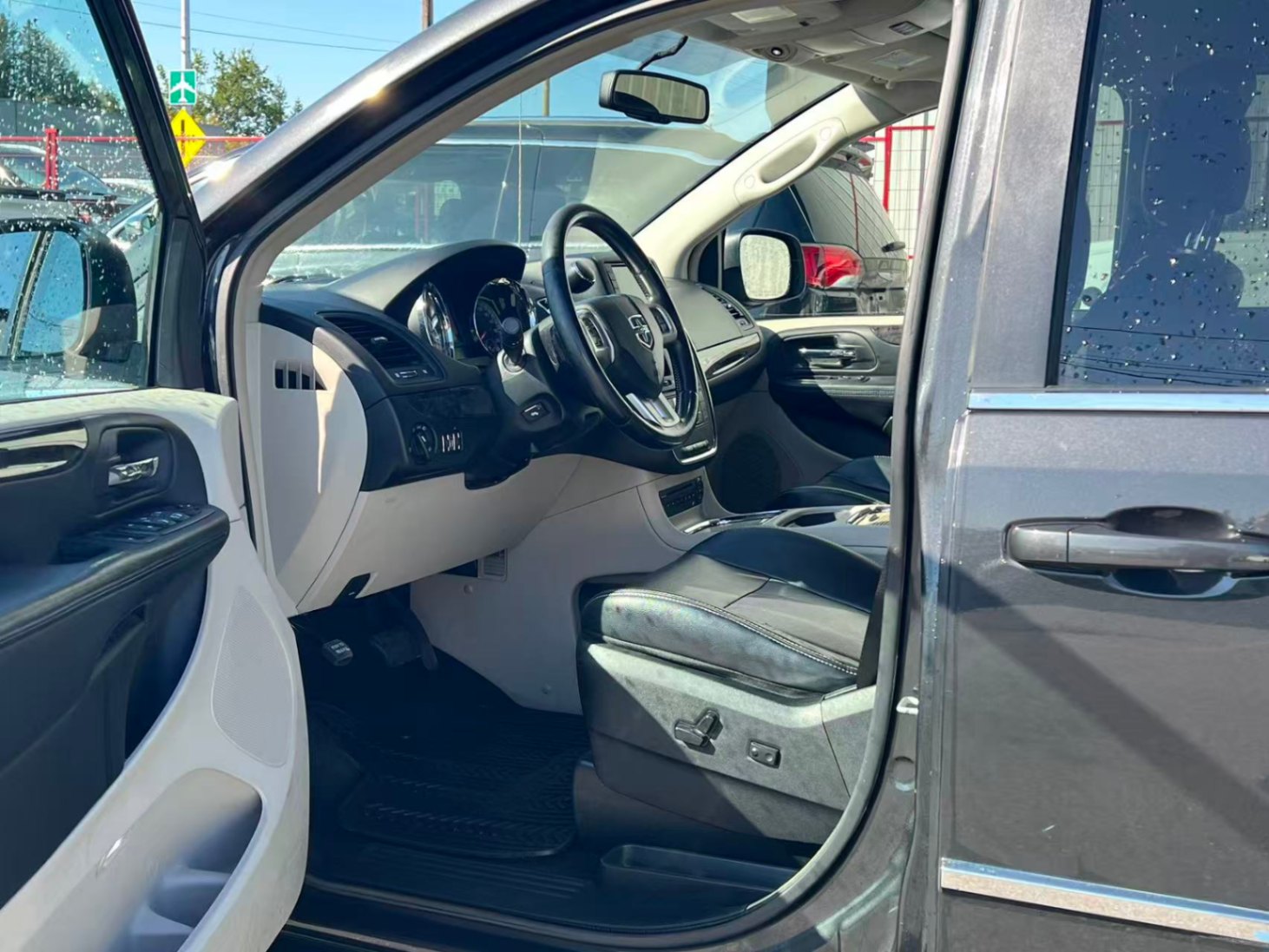 2011 Dodge Grand Caravan 4dr Wgn Crew Plus, Vancouver, Cash