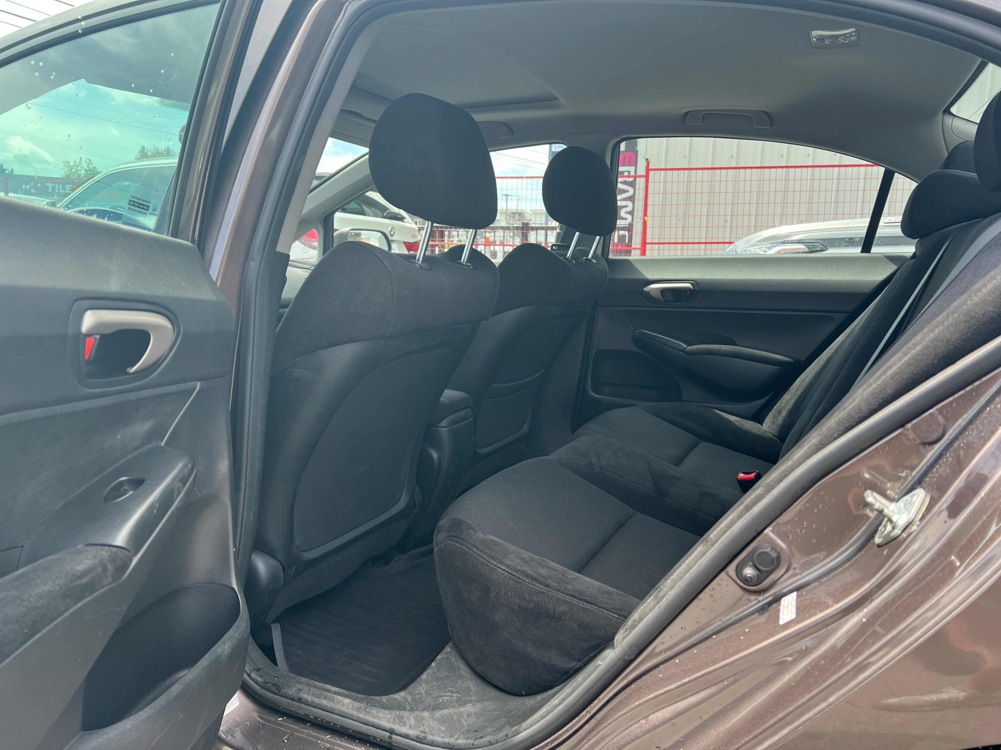 2011 Honda Civic 4dr Auto SE LOCAL BC VEHICLE, Vancouver, Cash