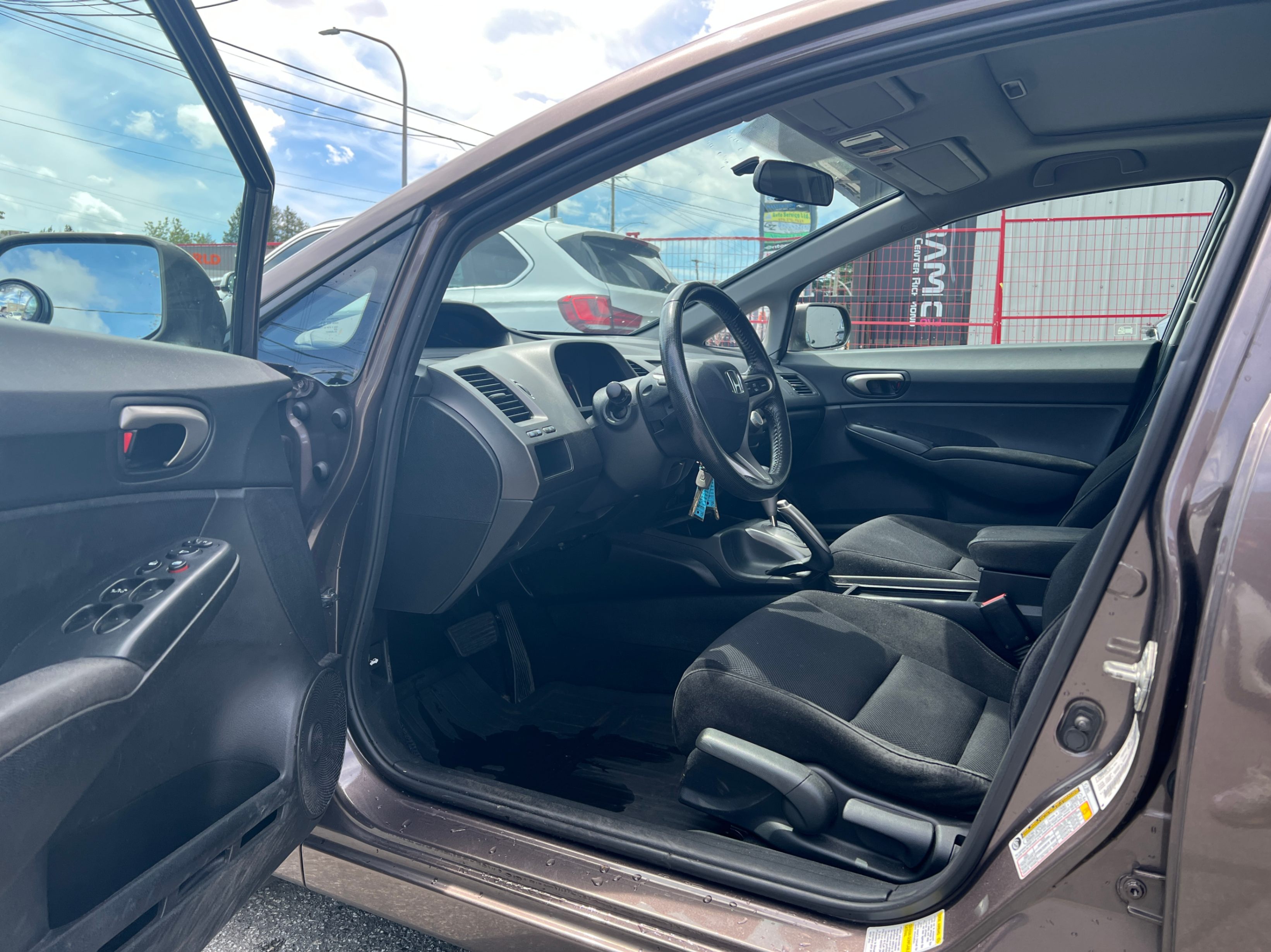 2011 Honda Civic 4dr Auto SE LOCAL BC VEHICLE, Vancouver, Cash