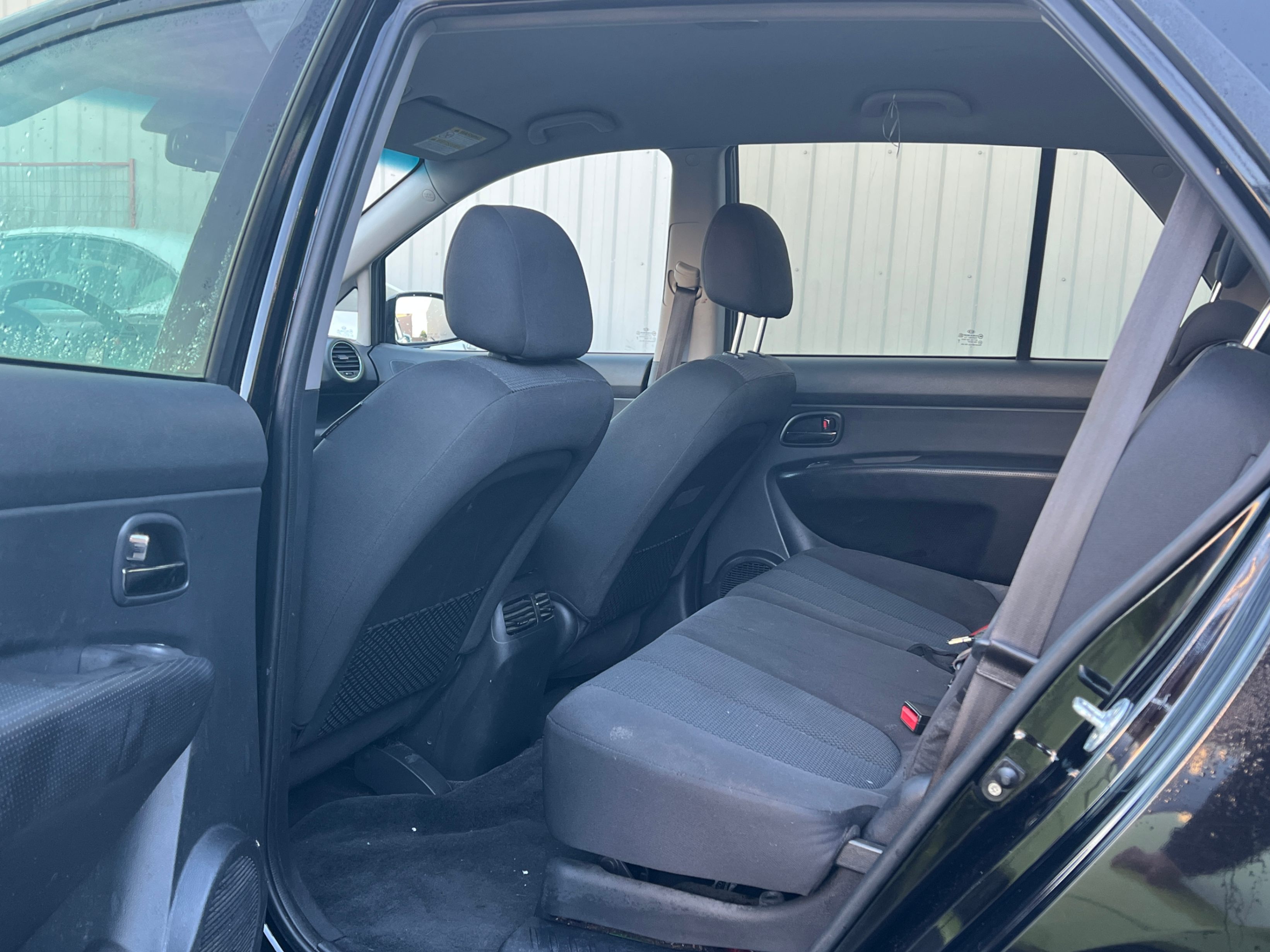 2011 Kia Rondo 4dr Wgn V6 EX. NO ACCIDENTS. BC LOCAL VEHICLE., 温哥华, 全款车