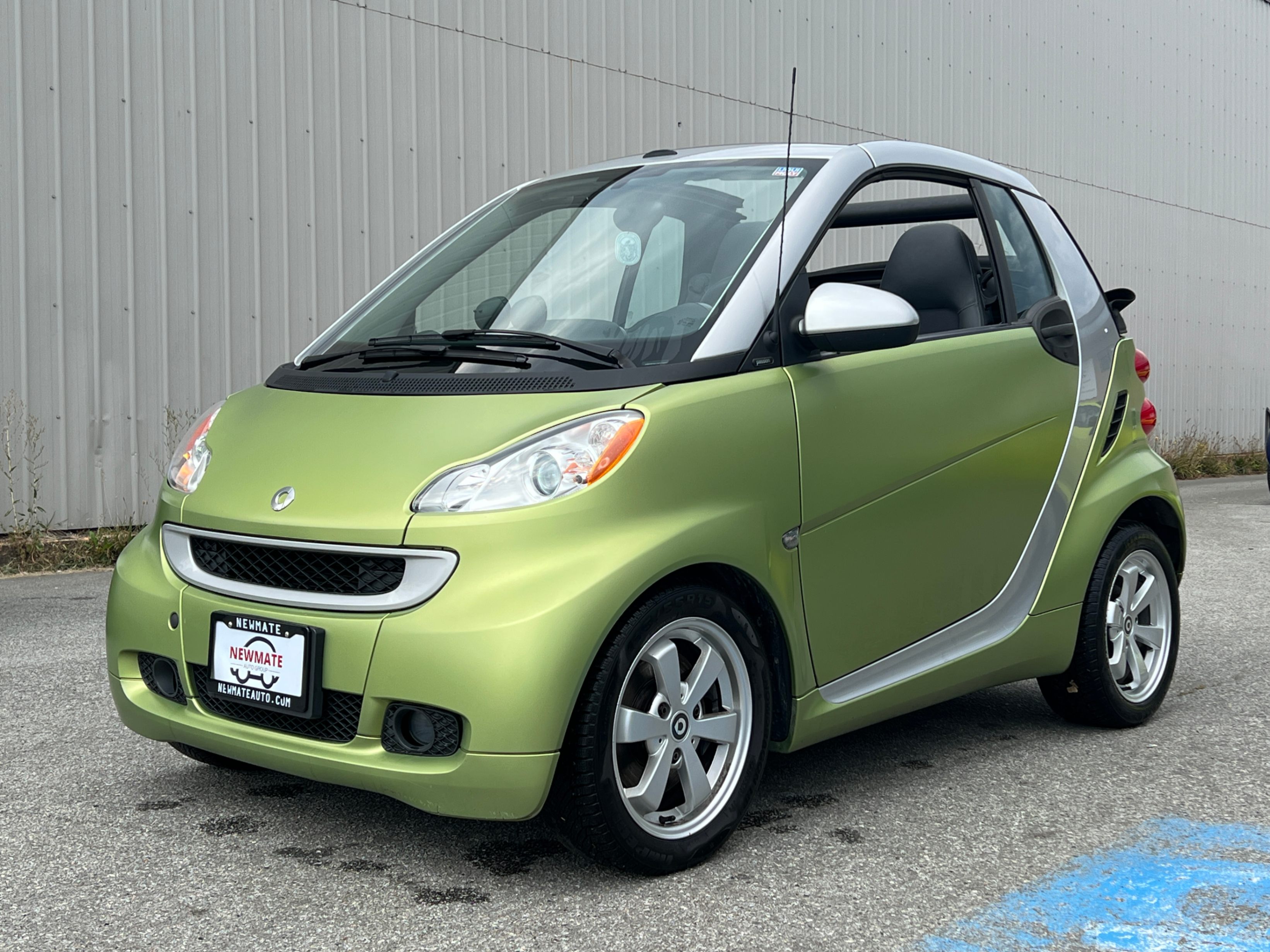 2011 Smart Fortwo 2dr Cabriolet. NO ACCIDENTS. BC LOCAL VEHICLE., Vancouver, Cash
