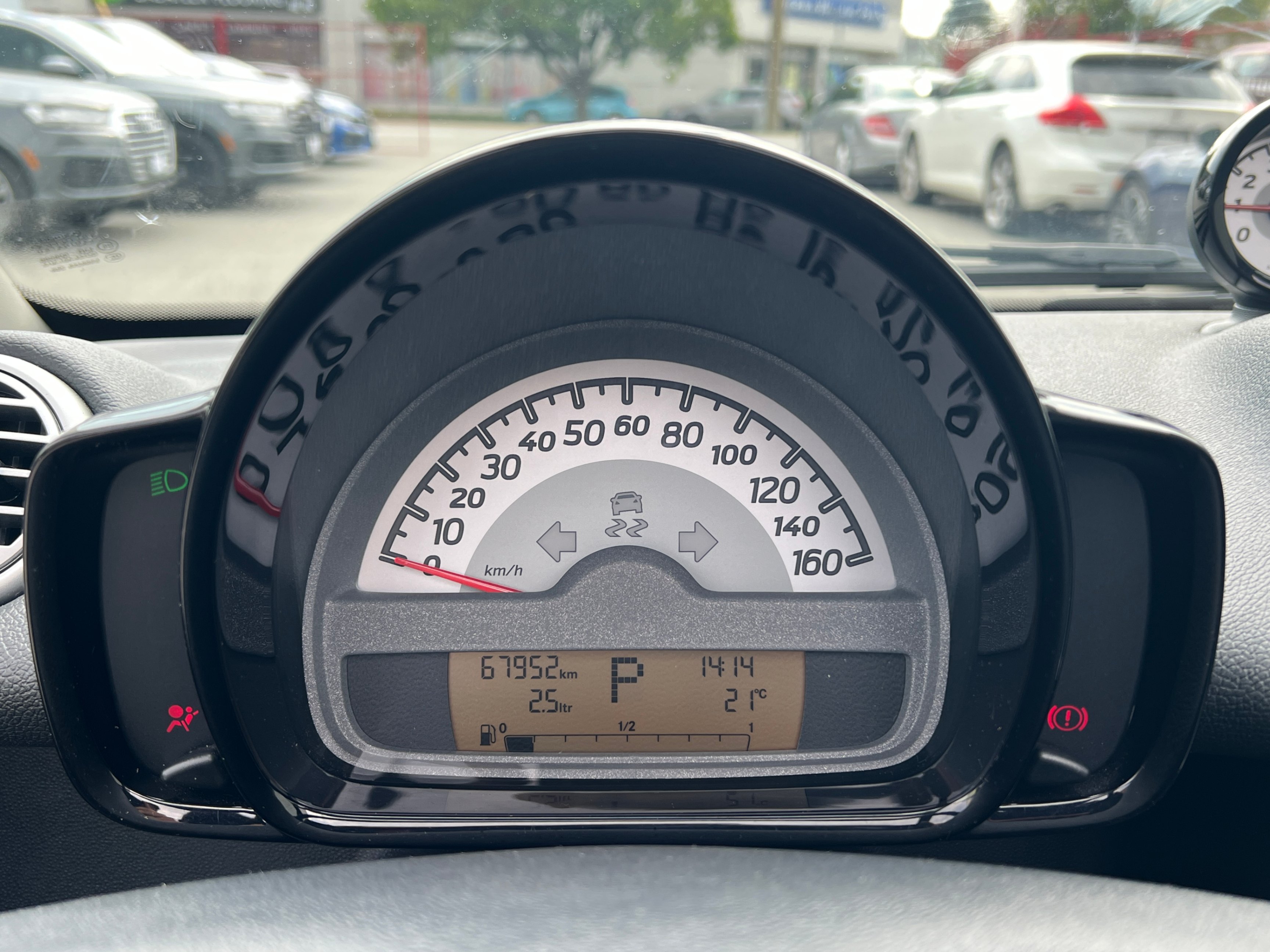 2011 Smart Fortwo 2dr Cabriolet. NO ACCIDENTS. BC LOCAL VEHICLE., Vancouver, Cash