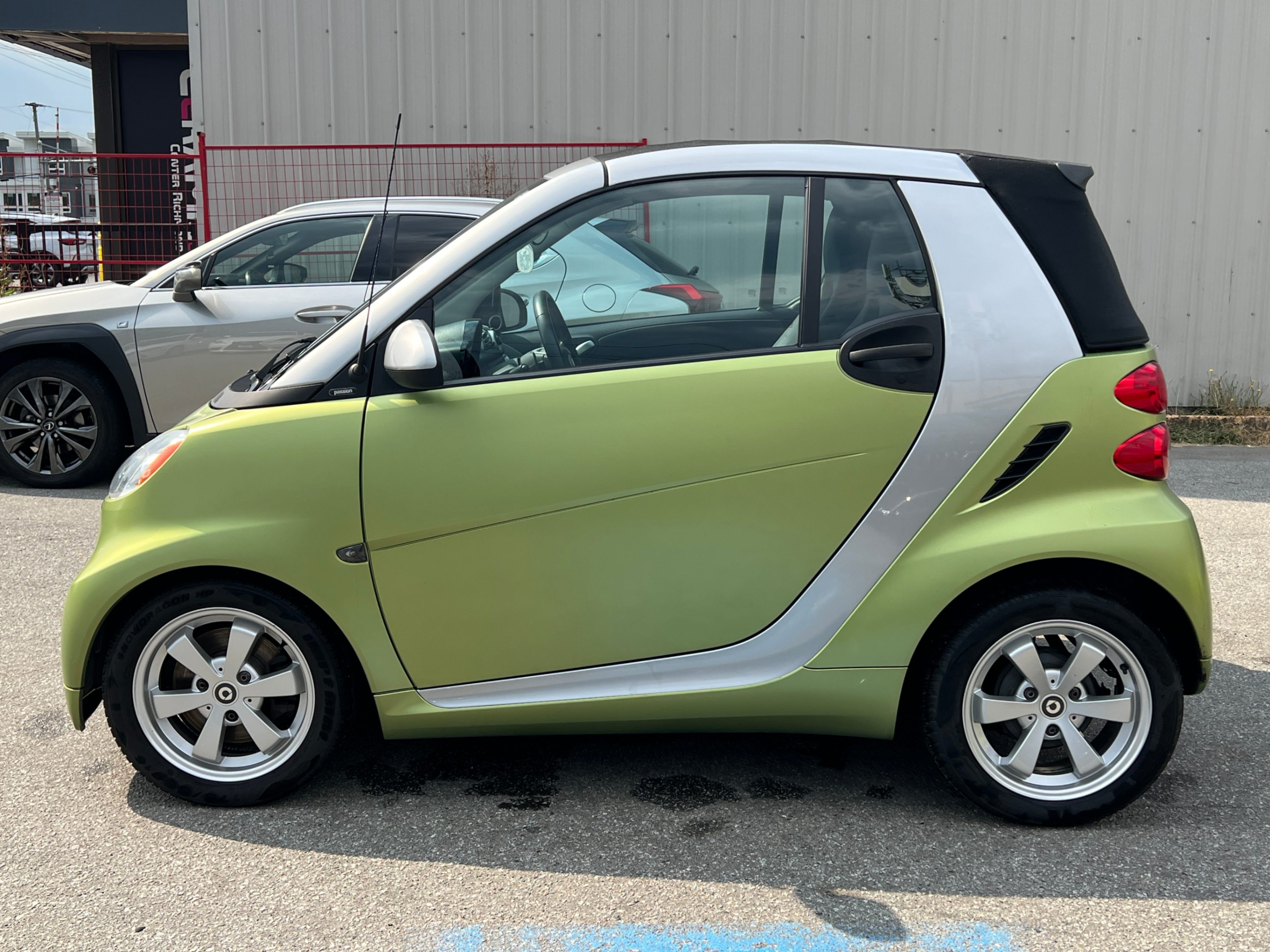 2011 Smart Fortwo 2dr Cabriolet. NO ACCIDENTS. BC LOCAL VEHICLE., Vancouver, Cash