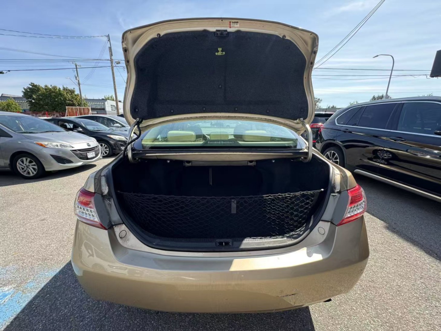 2011 Toyota Camry 4dr Sdn I4 Auto LE, Vancouver, Cash