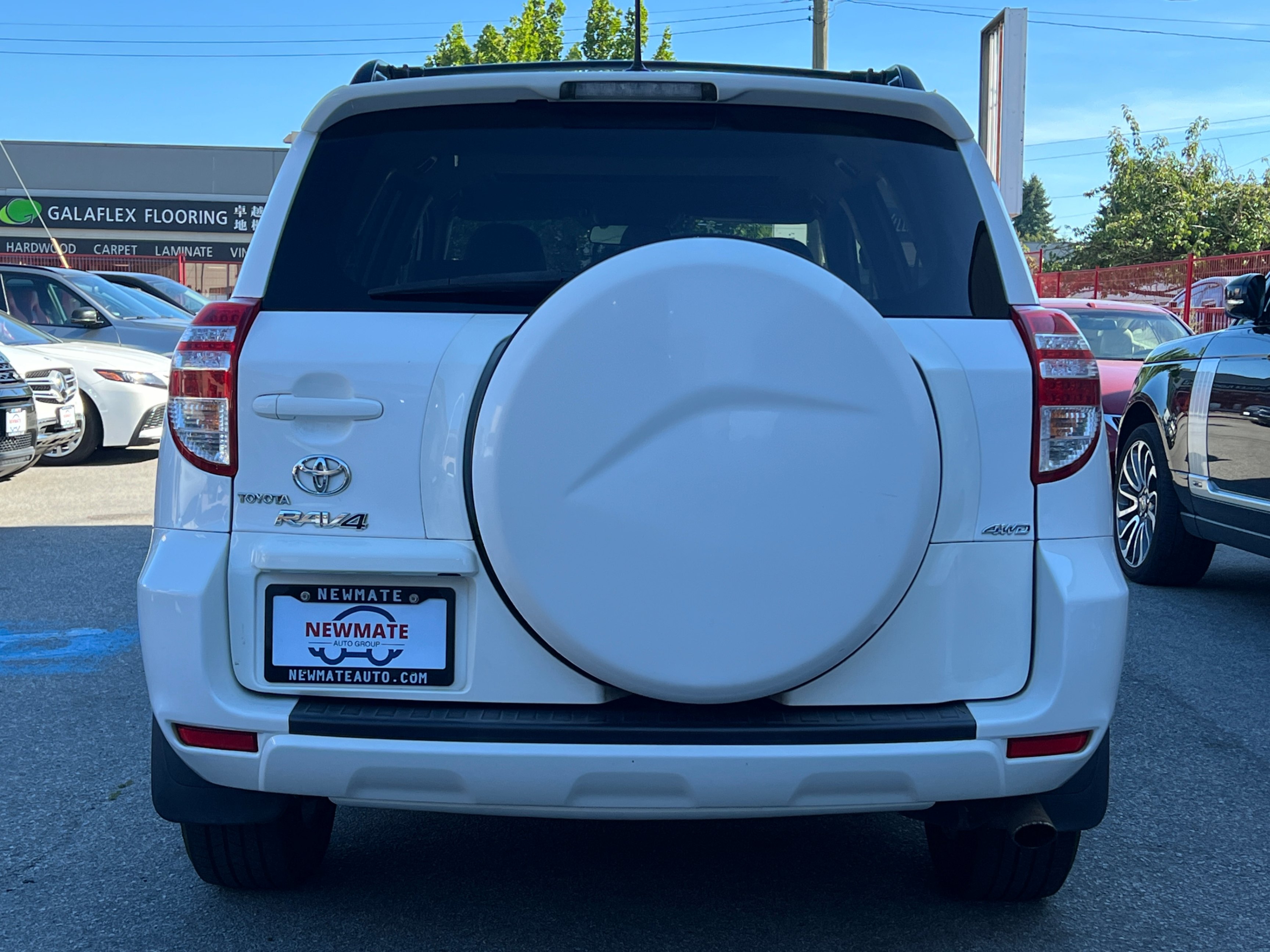 2011 Toyota RAV4 4WD 4dr I4. NO ACCIDENTS., Vancouver, Cash
