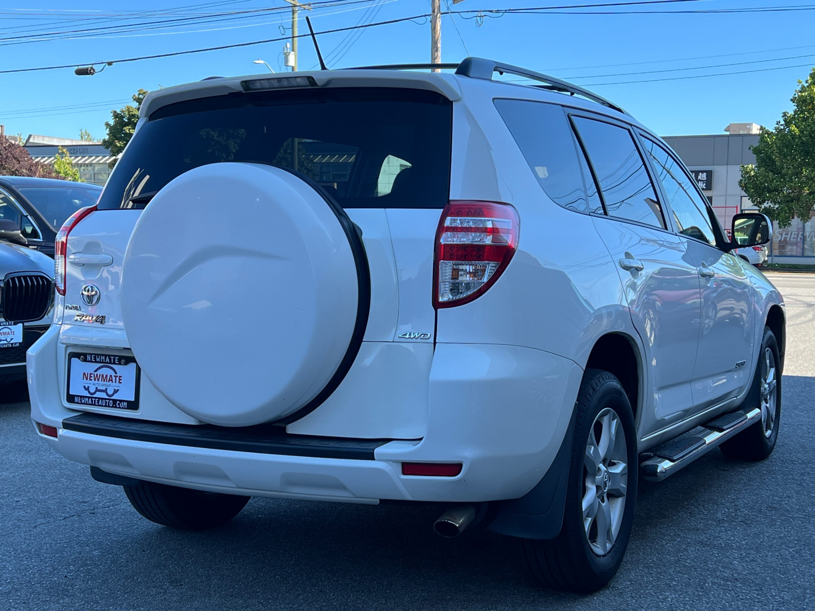 2011 Toyota RAV4 4WD 4dr I4. NO ACCIDENTS., Vancouver, Cash