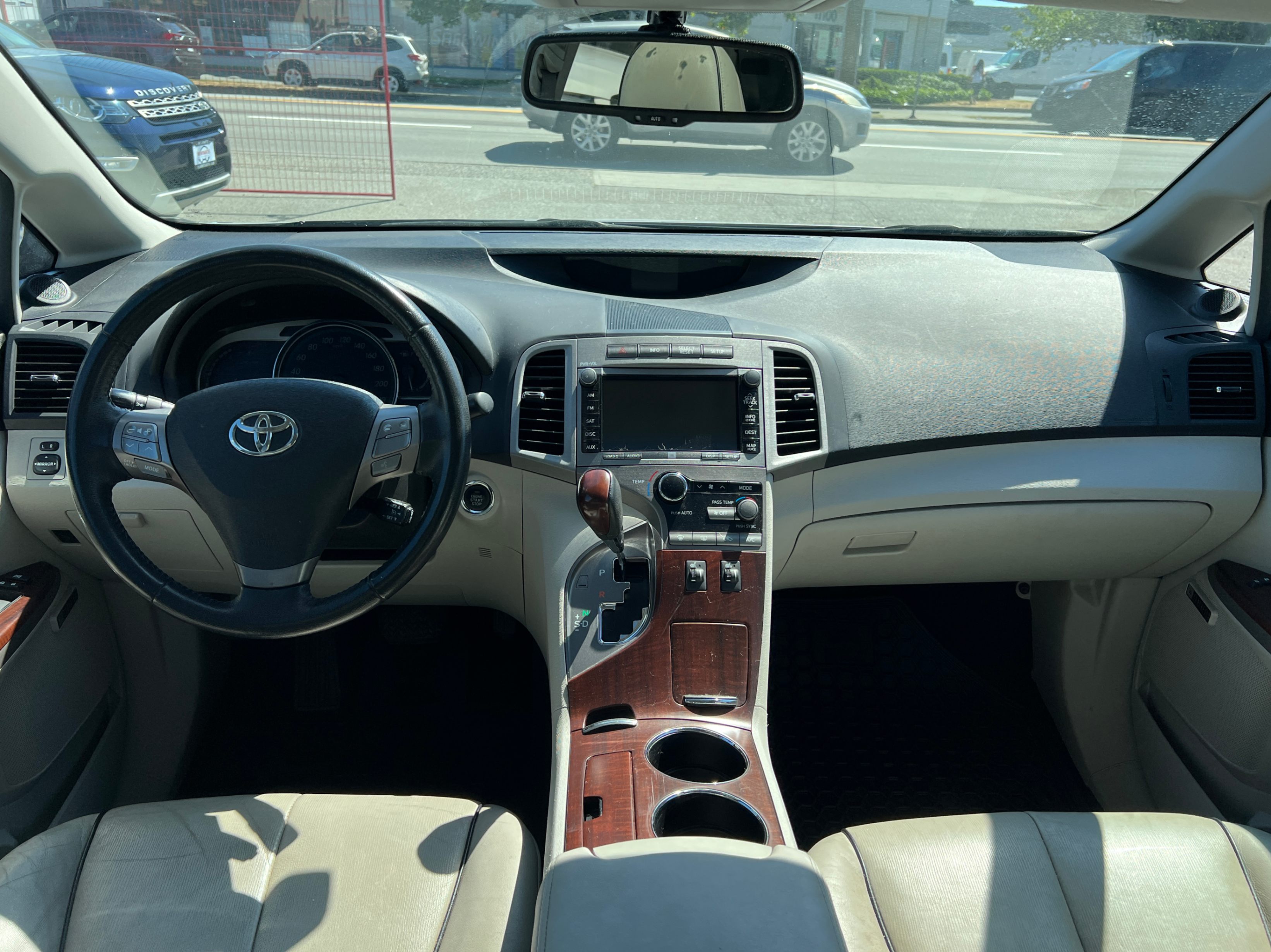 2011 Toyota Venza 4dr Wgn V6 AWD. NO ACCIDENTS. BC LOCAL VEHICLE., Vancouver, Cash