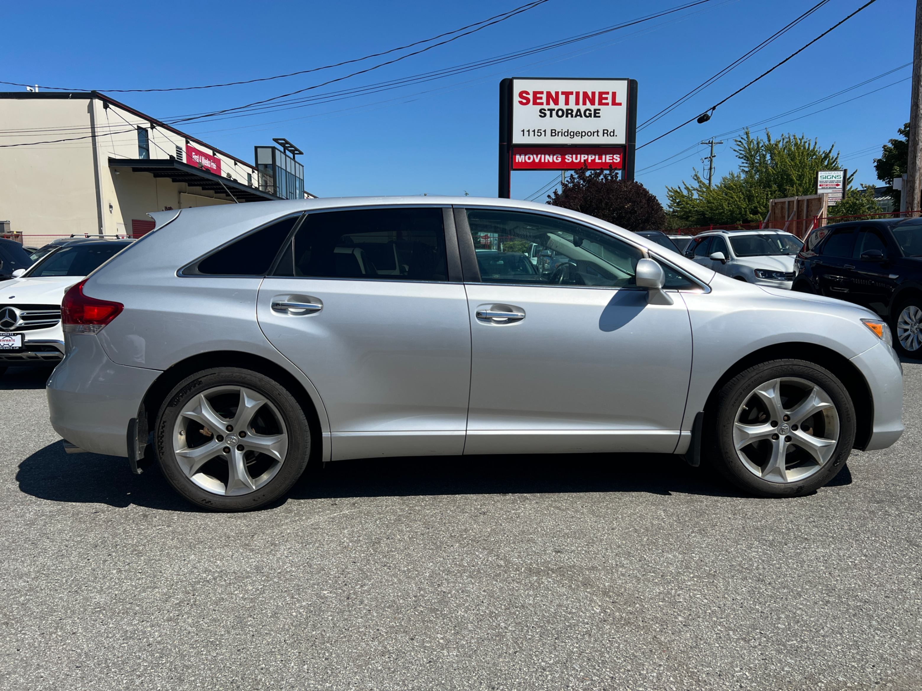 2011 Toyota Venza 4dr Wgn V6 AWD. NO ACCIDENTS. BC LOCAL VEHICLE., Vancouver, Cash