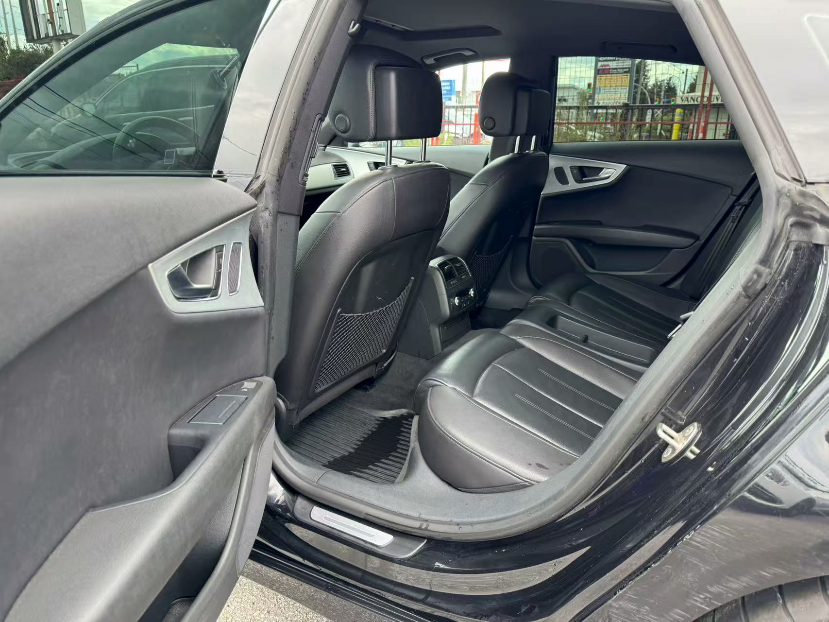 2012 Audi A7 4dr HB quattro 3.0 Premium Plus, 温哥华, 全款车