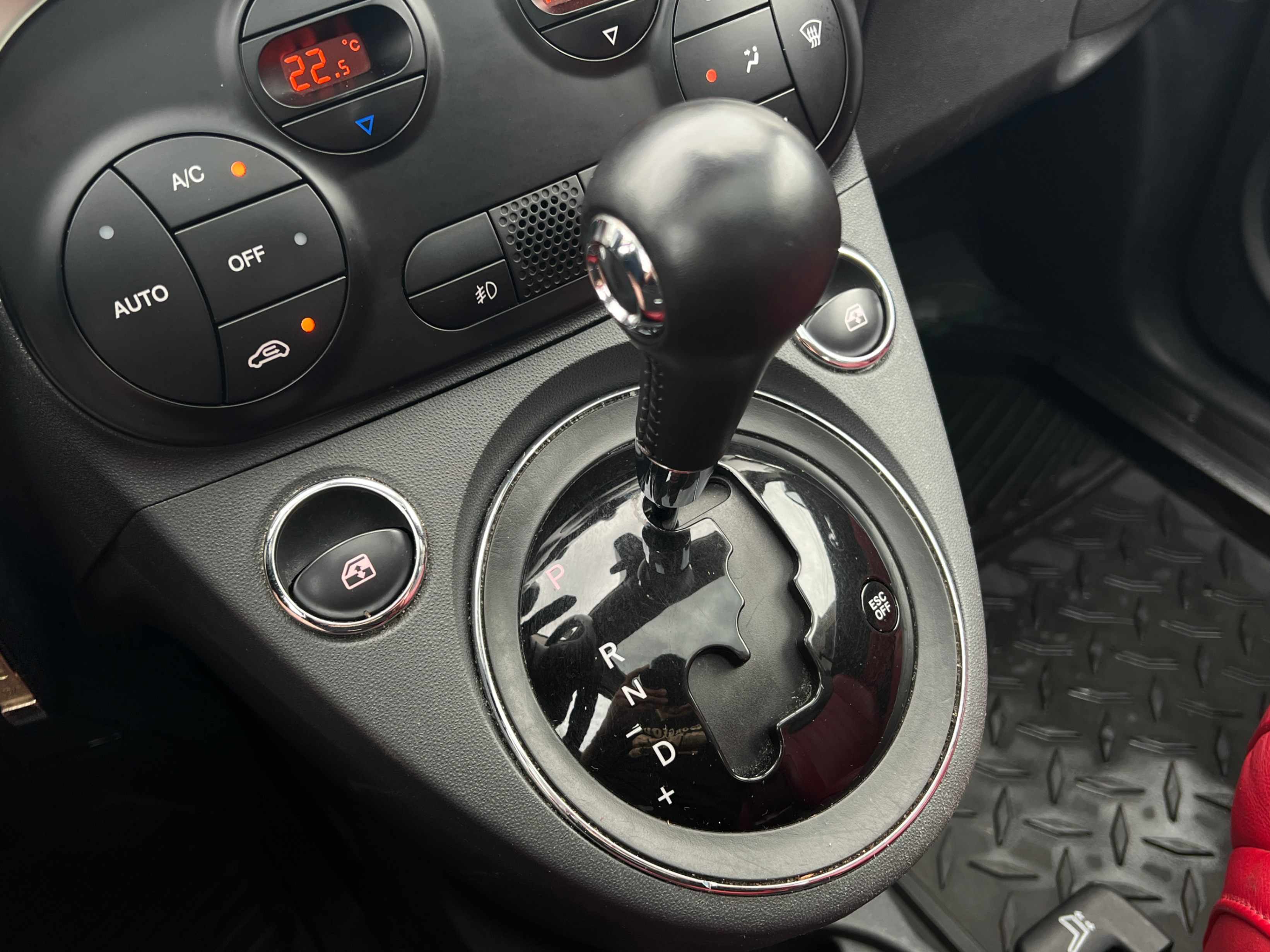 2012 FIAT 500 2dr HB Lounge. BC LOCAL VEHICLE., 温哥华, 全款车