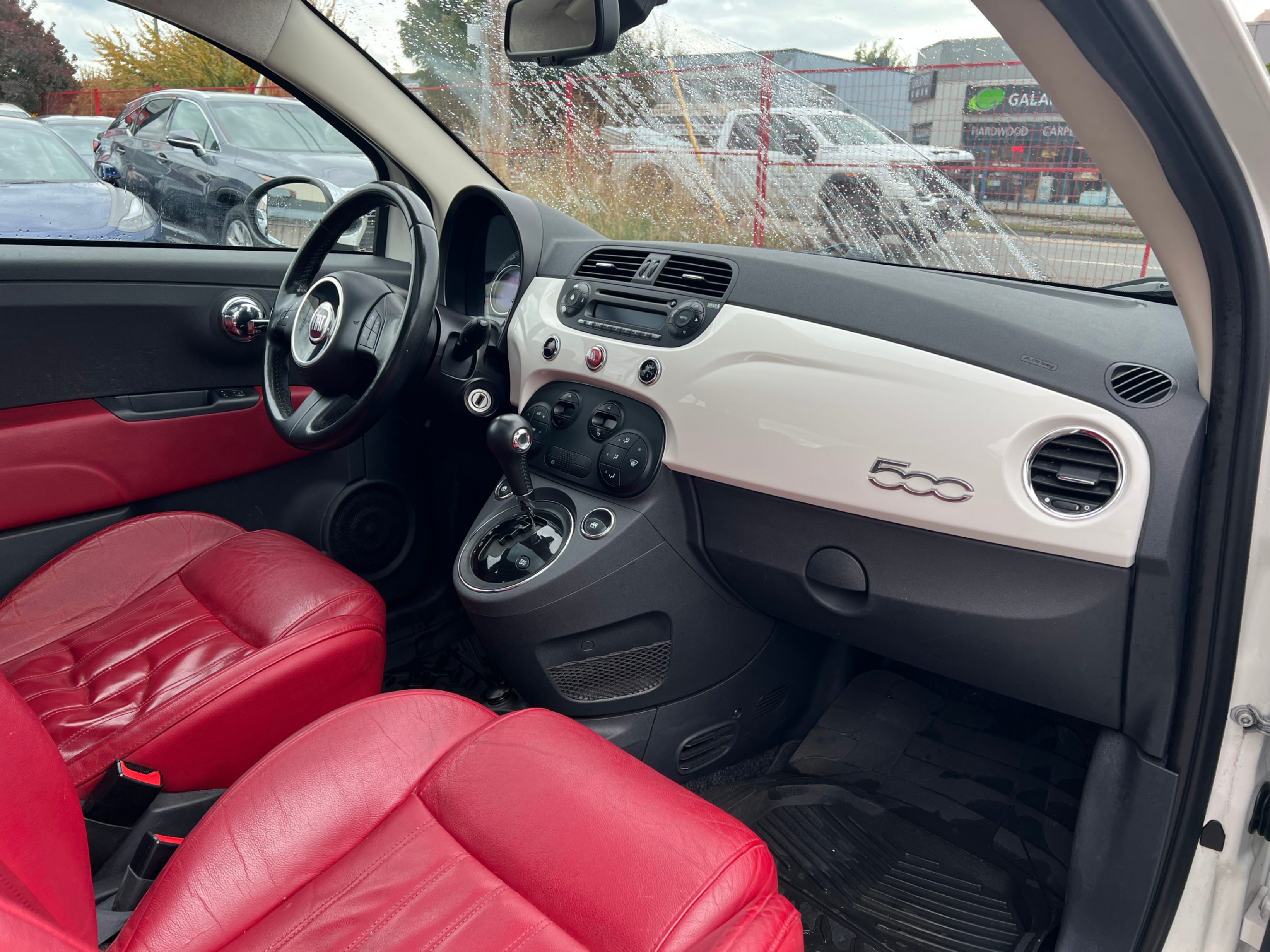 2012 FIAT 500 2dr HB Lounge. BC LOCAL VEHICLE., 温哥华, 全款车