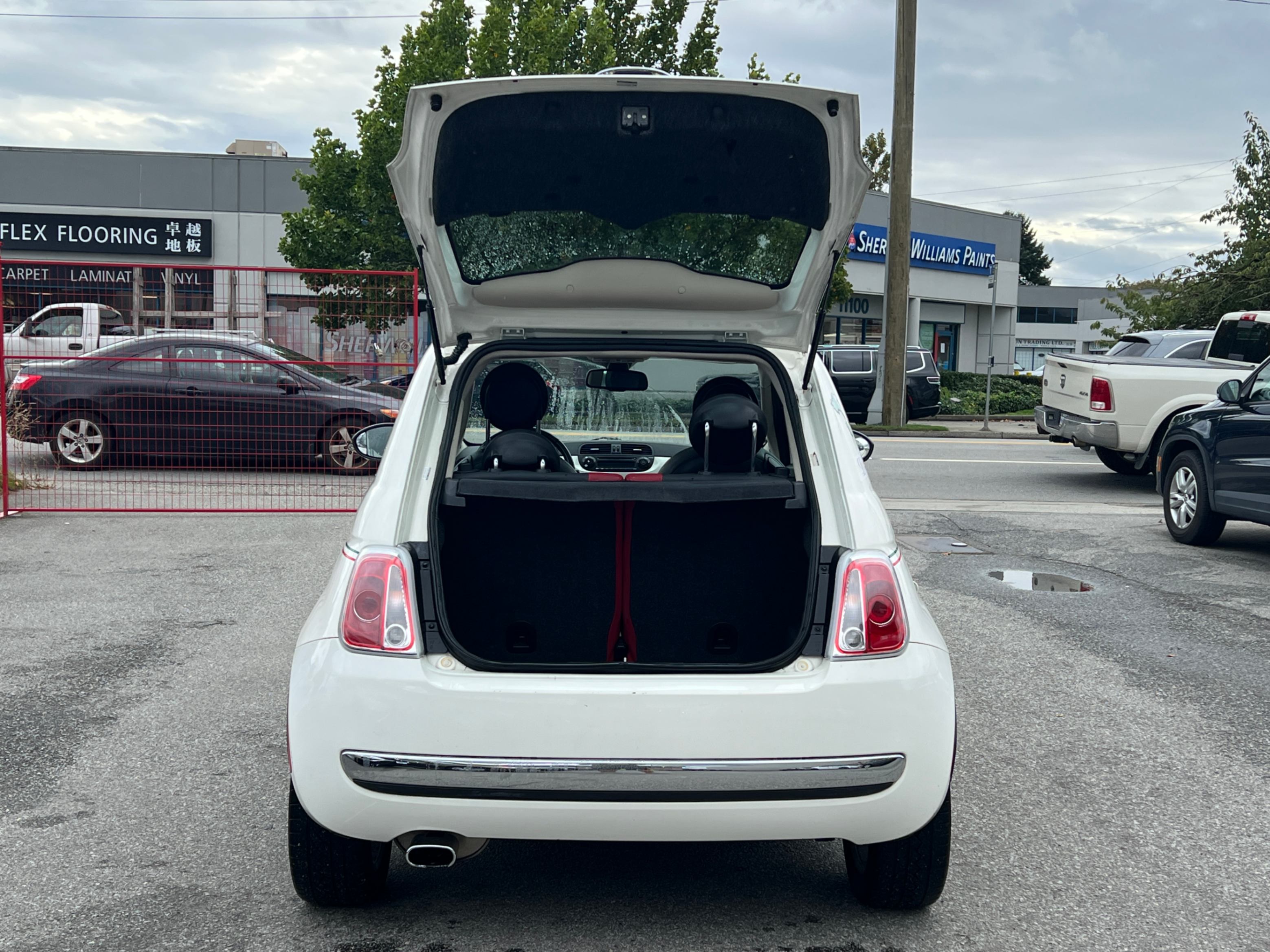 2012 FIAT 500 2dr HB Lounge. BC LOCAL VEHICLE., 温哥华, 全款车