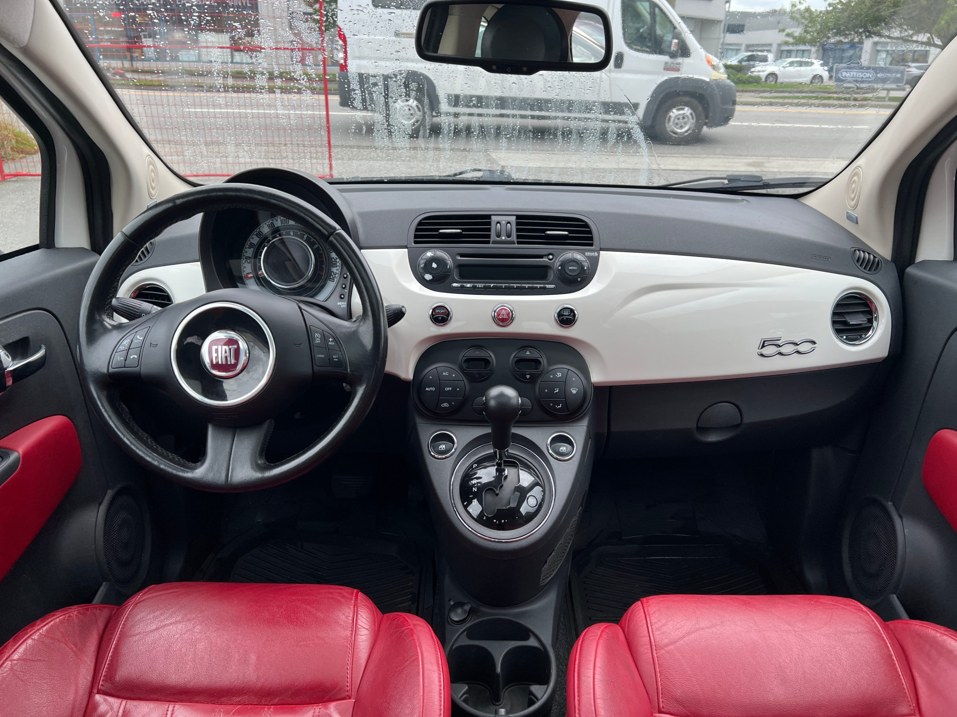 2012 FIAT 500 2dr HB Lounge. BC LOCAL VEHICLE., 温哥华, 全款车