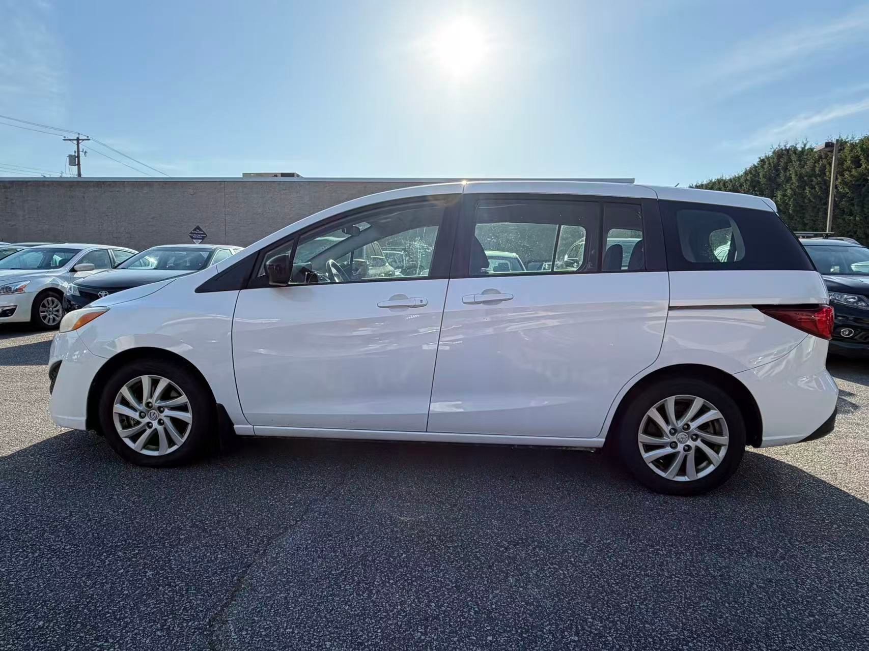 2012 Mazda Mazda5 GS. LOCAL BC VEHICLE. 6 SEATER., 温哥华, 全款车