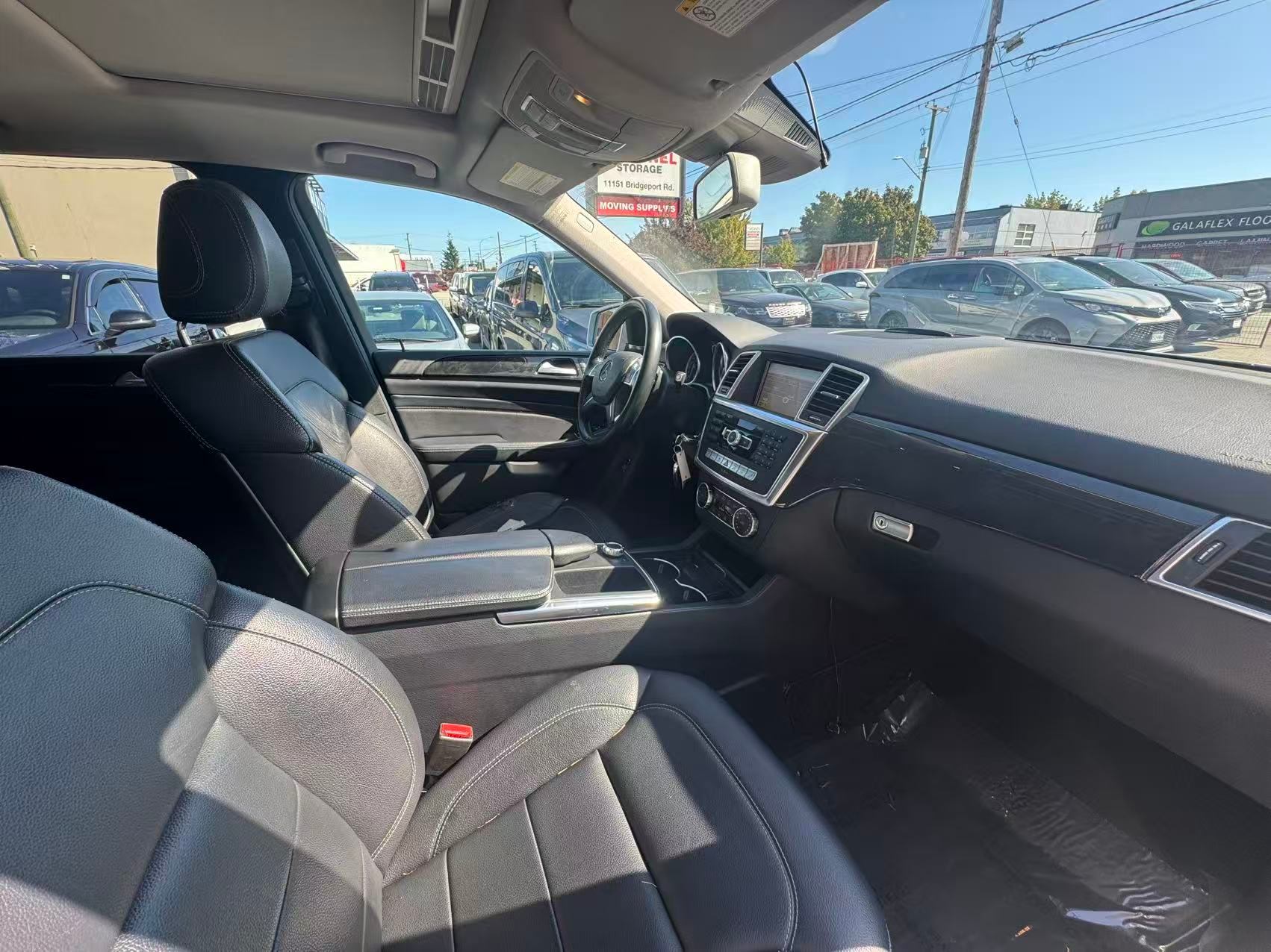 2012 Mercedes-Benz M-Class 4MATIC 4dr ML 350 BlueTEC, 温哥华, 全款车