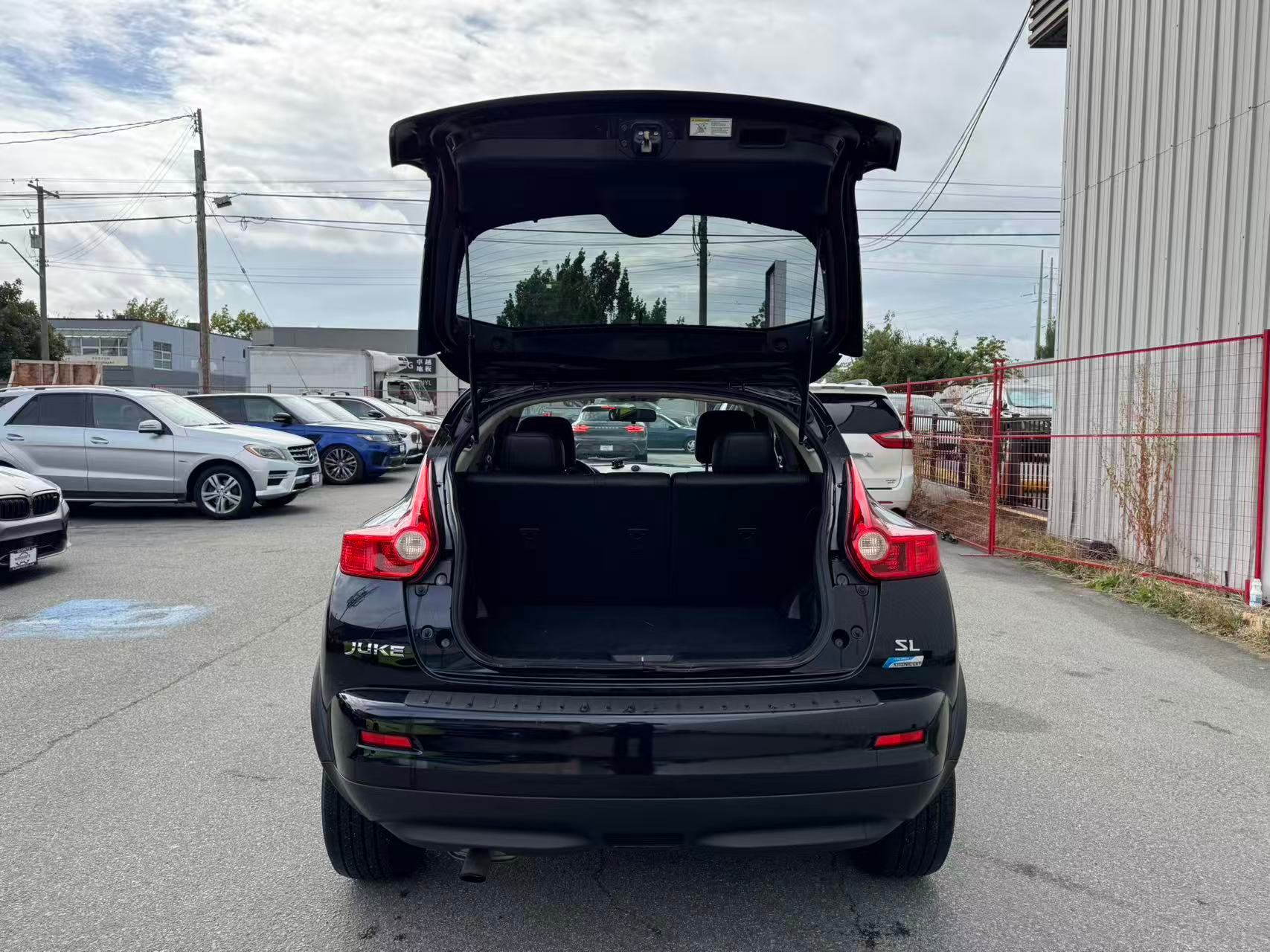 2012 Nissan JUKE SL. NO ACCIDENTS. LOW MILEAGE., 温哥华, 全款车