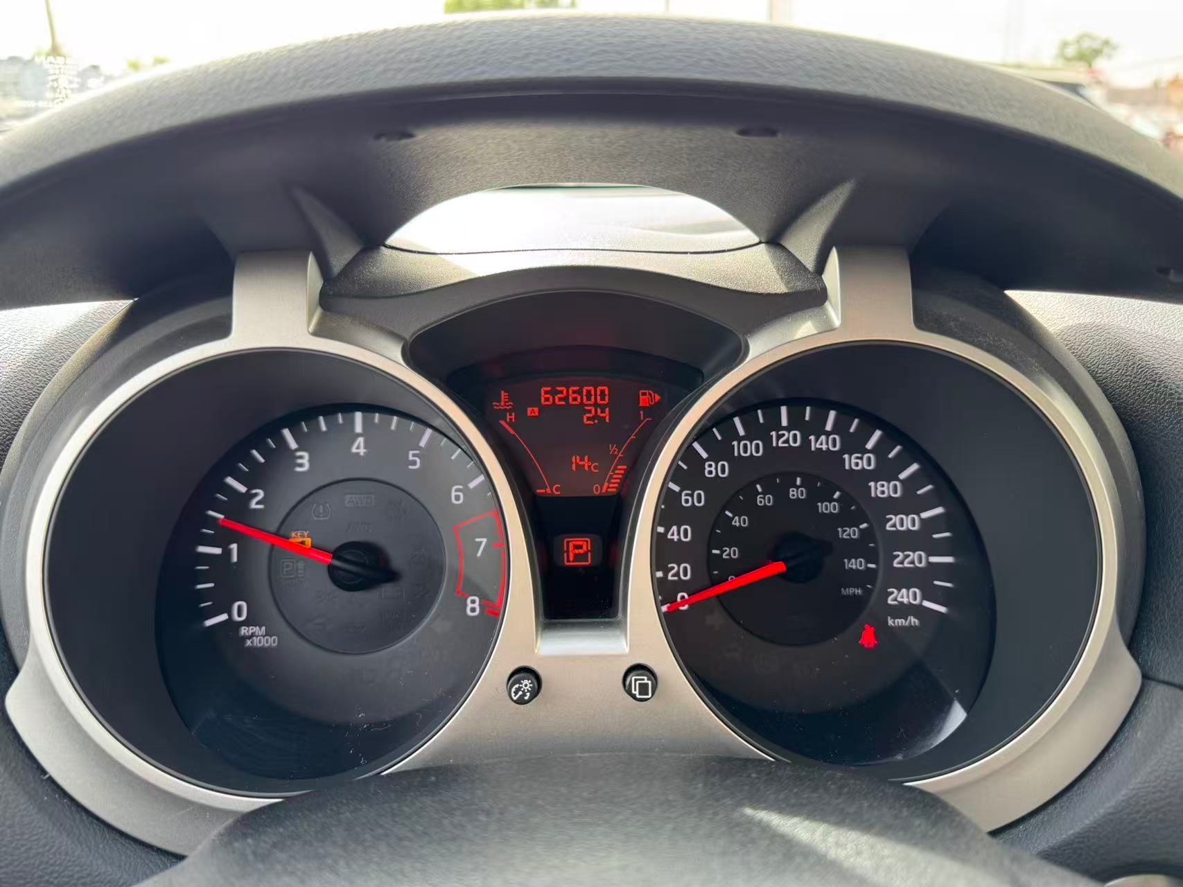 2012 Nissan JUKE SL. NO ACCIDENTS. LOW MILEAGE., 温哥华, 全款车