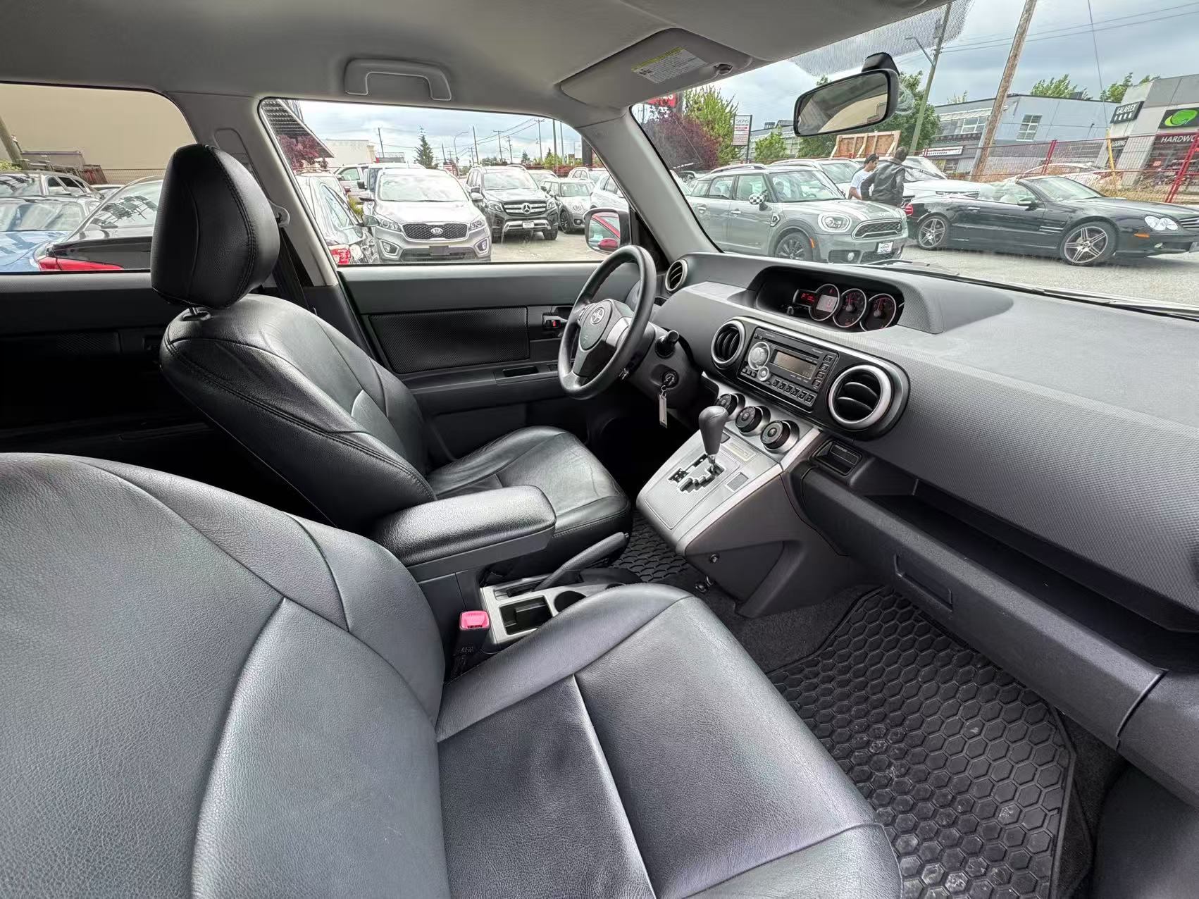 2012 Scion XB 5dr HB. BC LOCAL VEHICLE. LEATHER SEATS., Vancouver, Cash