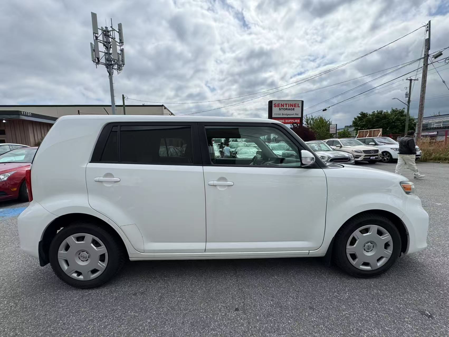 2012 Scion XB 5dr HB. BC LOCAL VEHICLE. LEATHER SEATS., Vancouver, Cash