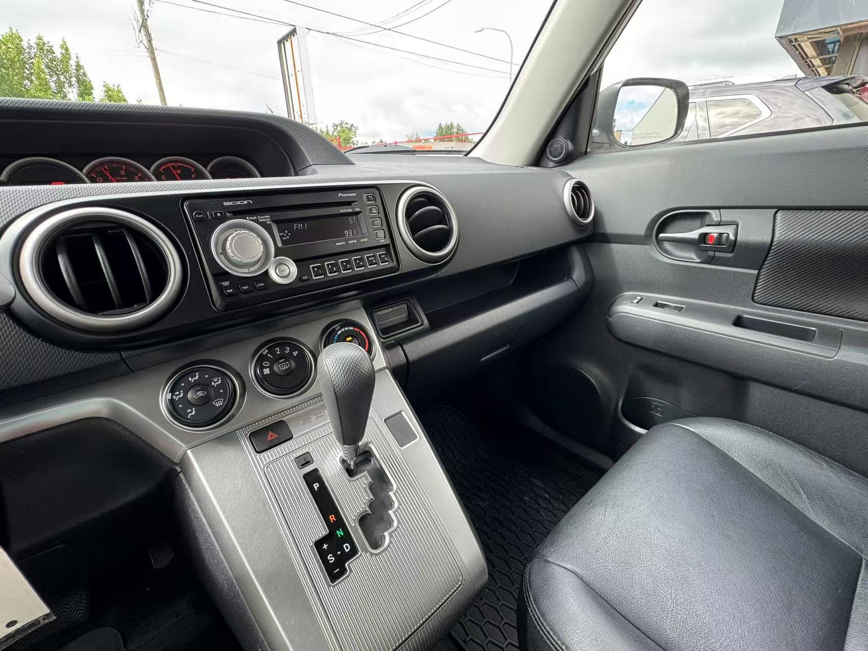 2012 Scion XB 5dr HB. BC LOCAL VEHICLE. LEATHER SEATS., Vancouver, Cash