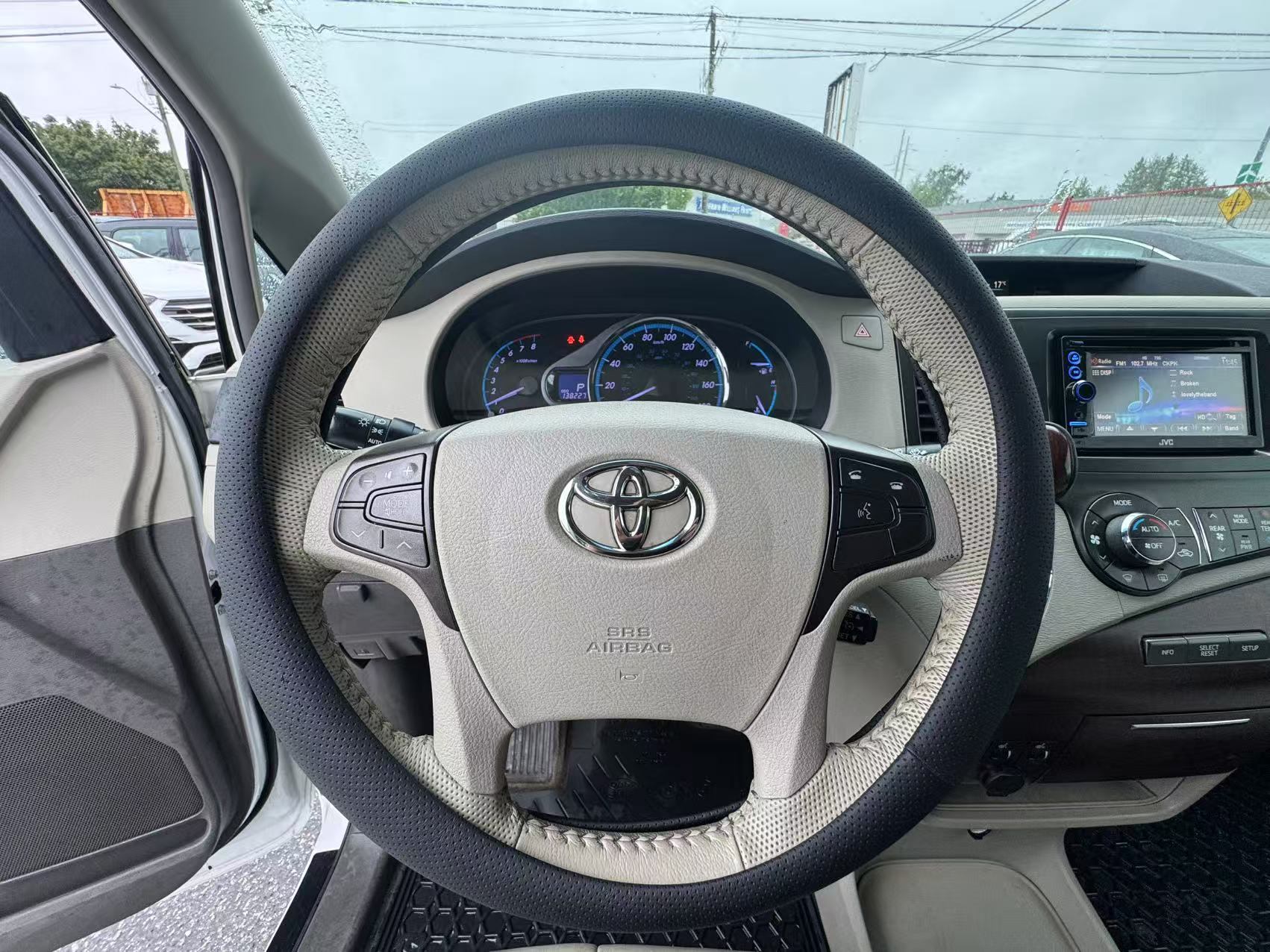 2012 Toyota Sienna 5dr V6 XLE 7-Pass FWD. BC LOCAL VEHICLE., 温哥华, 全款车