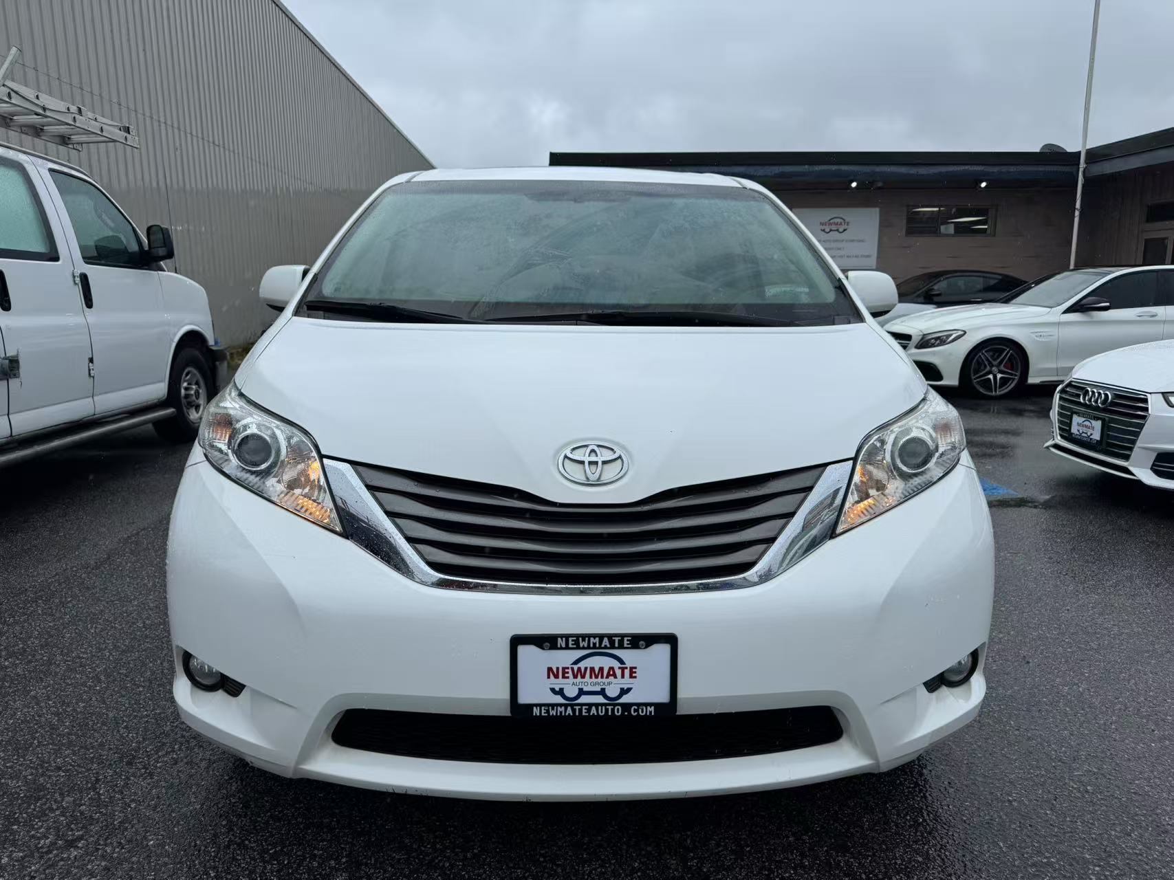 2012 Toyota Sienna 5dr V6 XLE 7-Pass FWD. BC LOCAL VEHICLE., 温哥华, 全款车