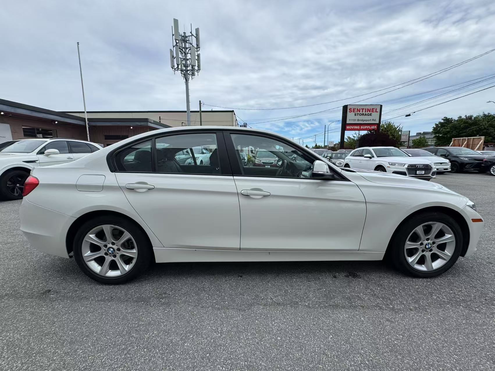 2013 BMW 3 Series 4dr Sdn 328i xDrive AWD. BC LOCAL VEHICLE., Vancouver, Cash