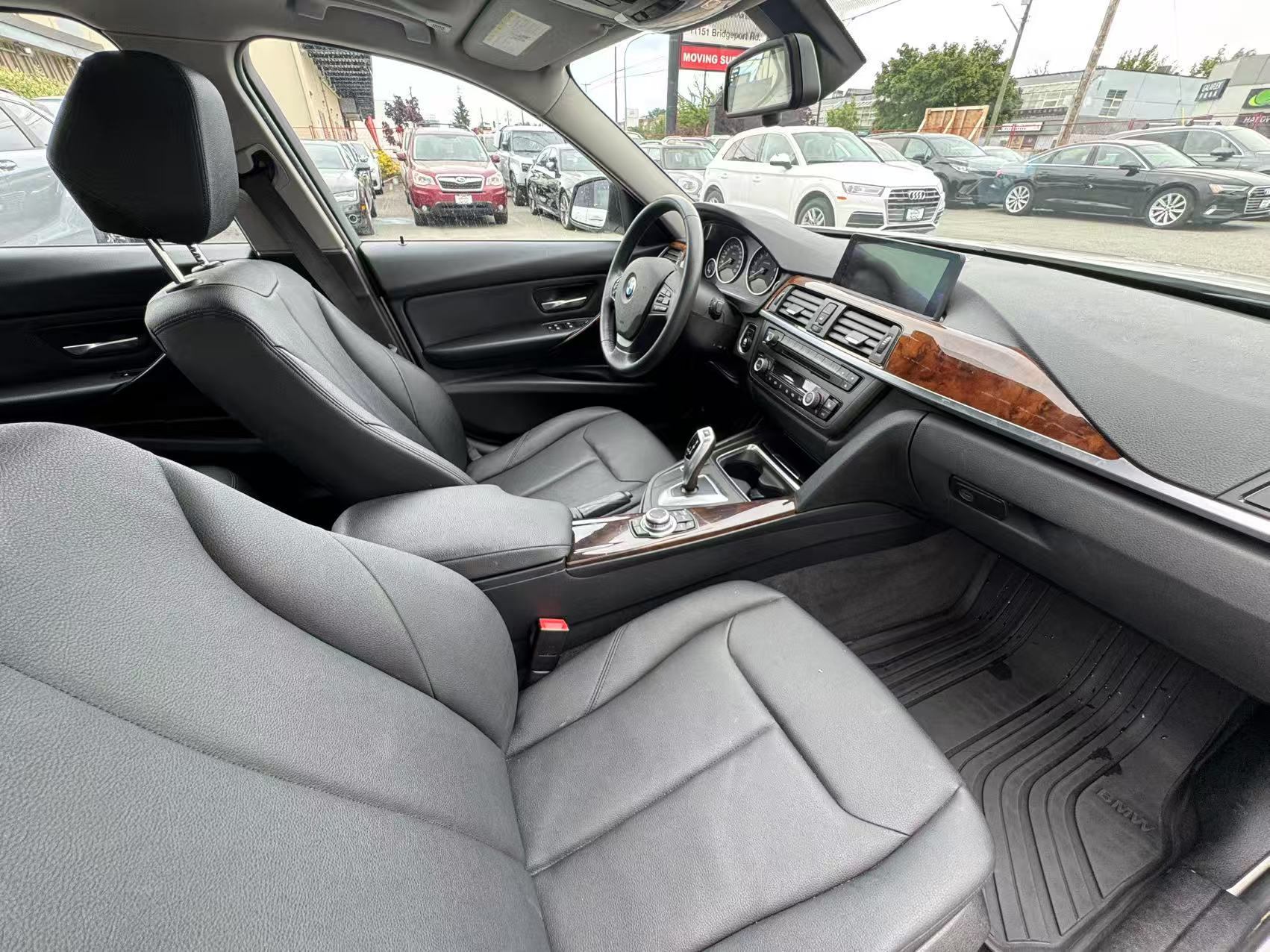 2013 BMW 3 Series 4dr Sdn 328i xDrive AWD. BC LOCAL VEHICLE., Vancouver, Cash