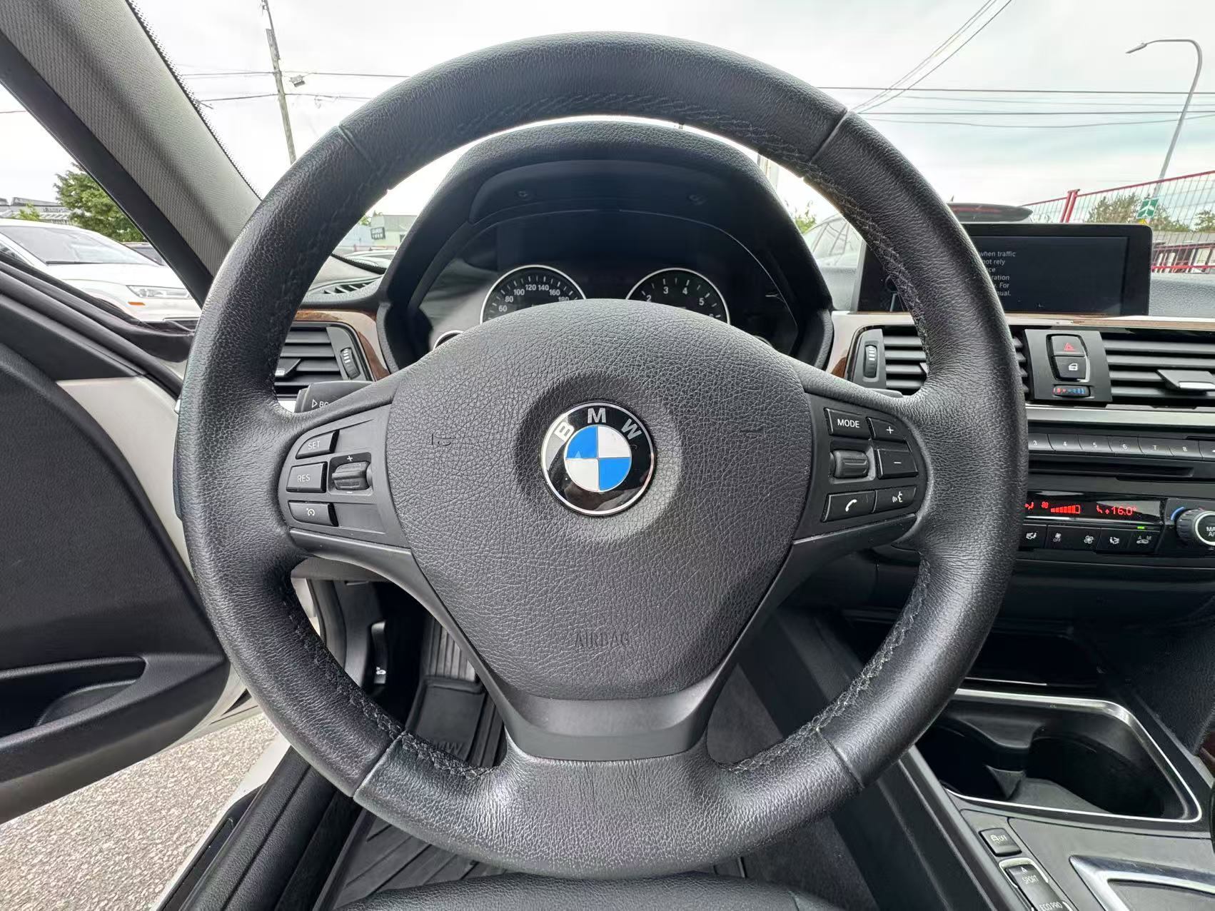 2013 BMW 3 Series 4dr Sdn 328i xDrive AWD. BC LOCAL VEHICLE., Vancouver, Cash