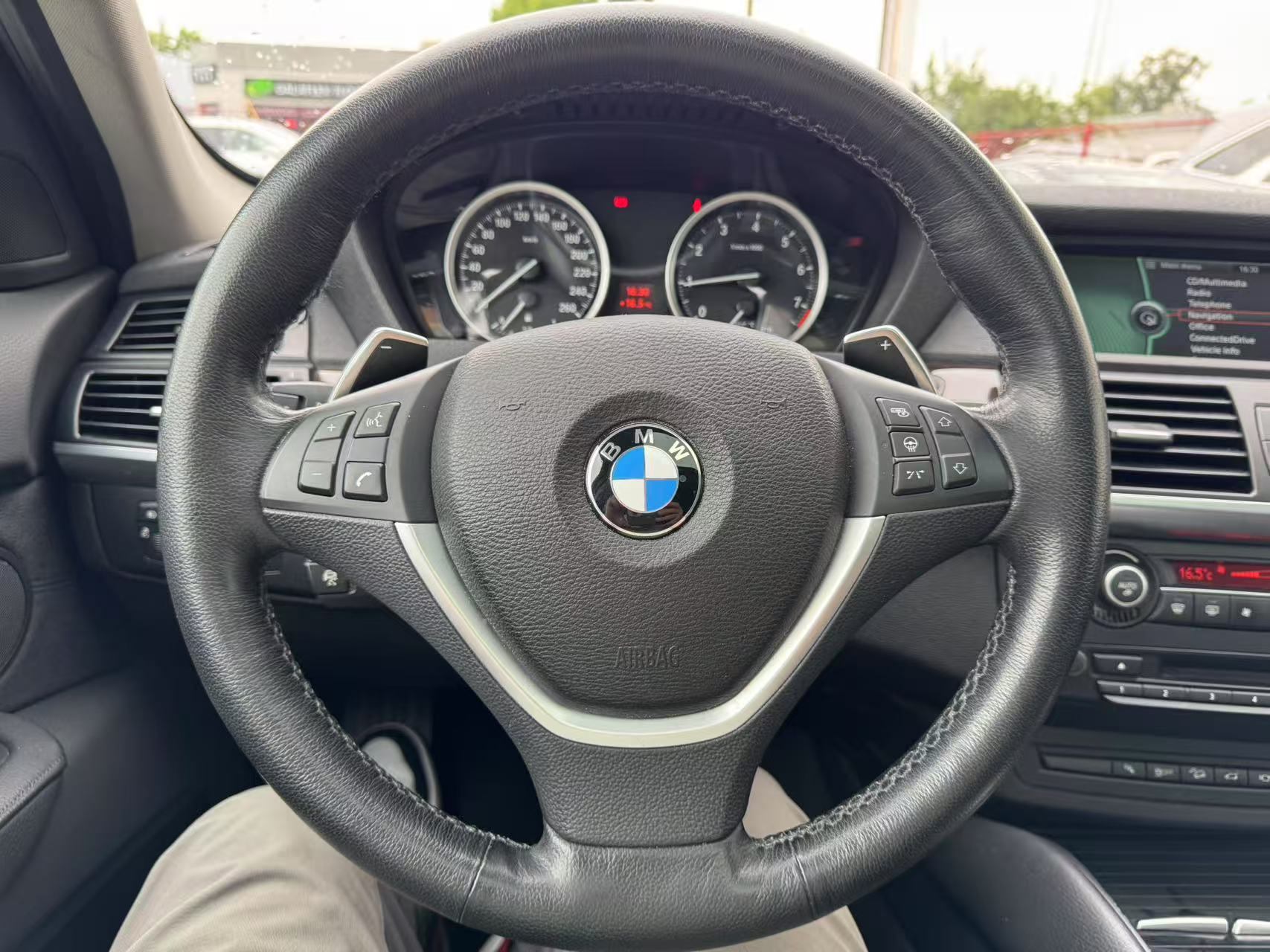 2013 BMW X6 AWD 4dr 35i. BC LOCAL VEHICLE. FULL SERVICE RECORD., Vancouver, Cash