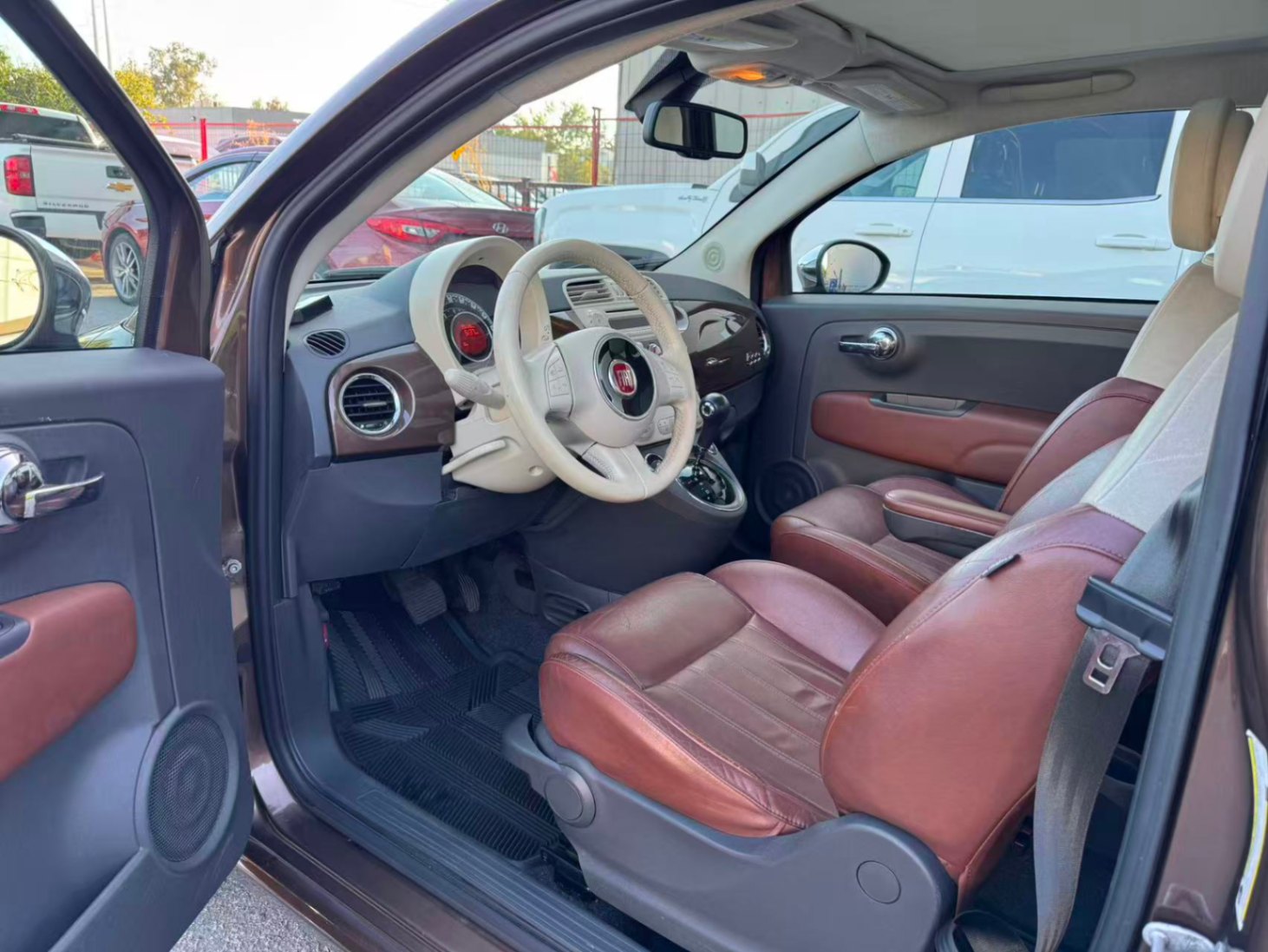 2013 FIAT 500 2dr HB Lounge, Vancouver, Cash