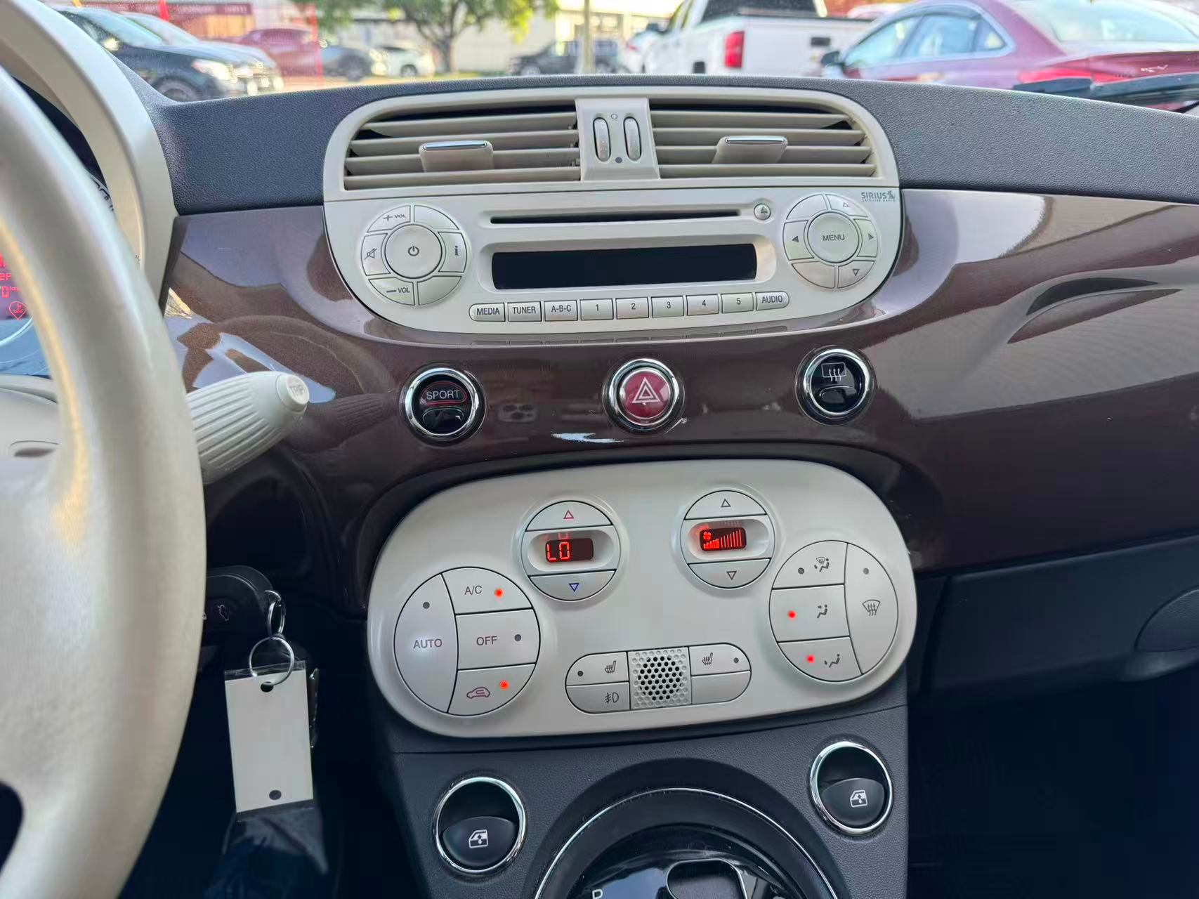 2013 FIAT 500 2dr HB Lounge, Vancouver, Cash
