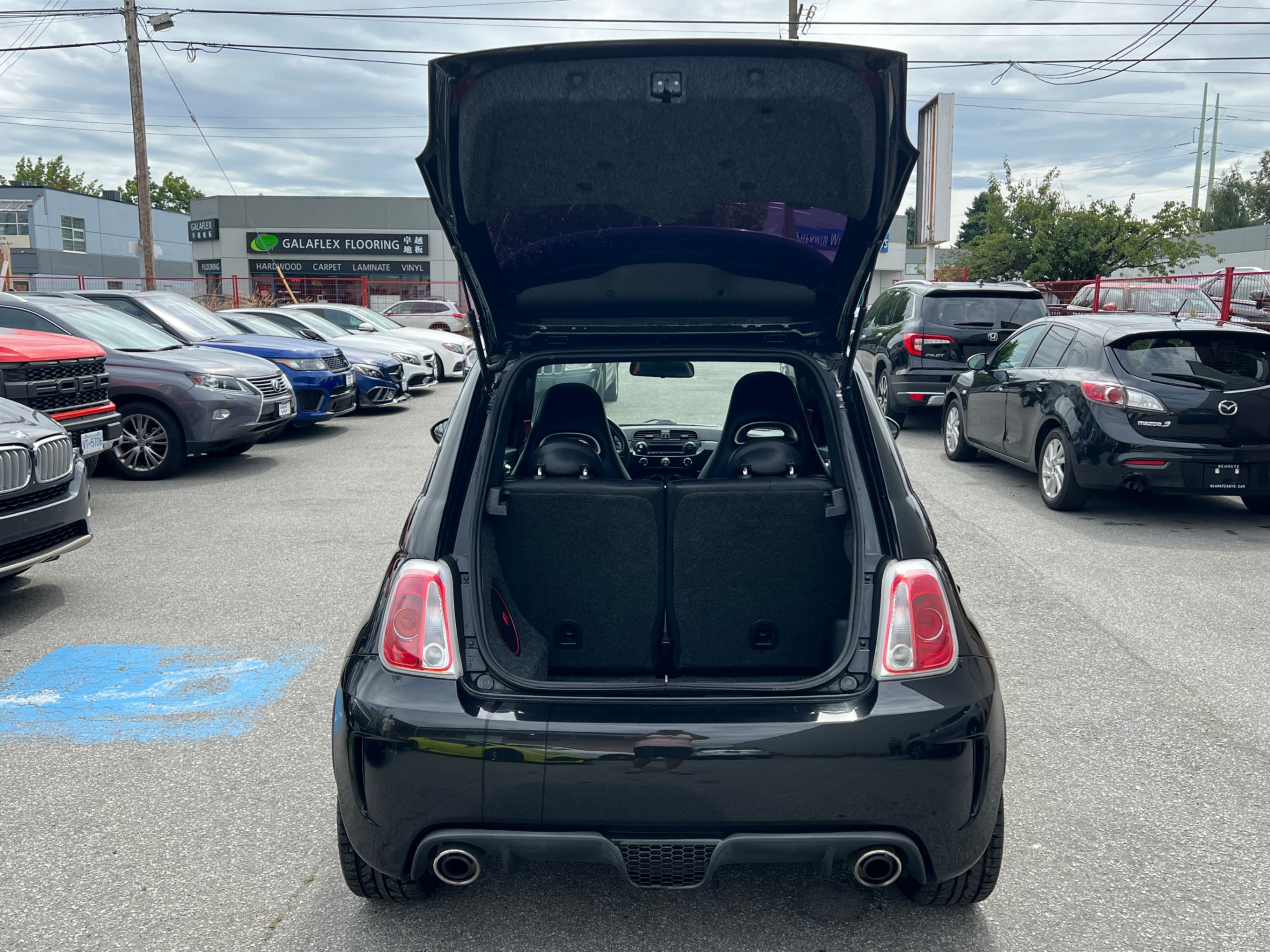 2013 FIAT 500 2dr HB Abarth. BC LOCAL VEHICLE. FULL SERVICED., 温哥华, 全款车
