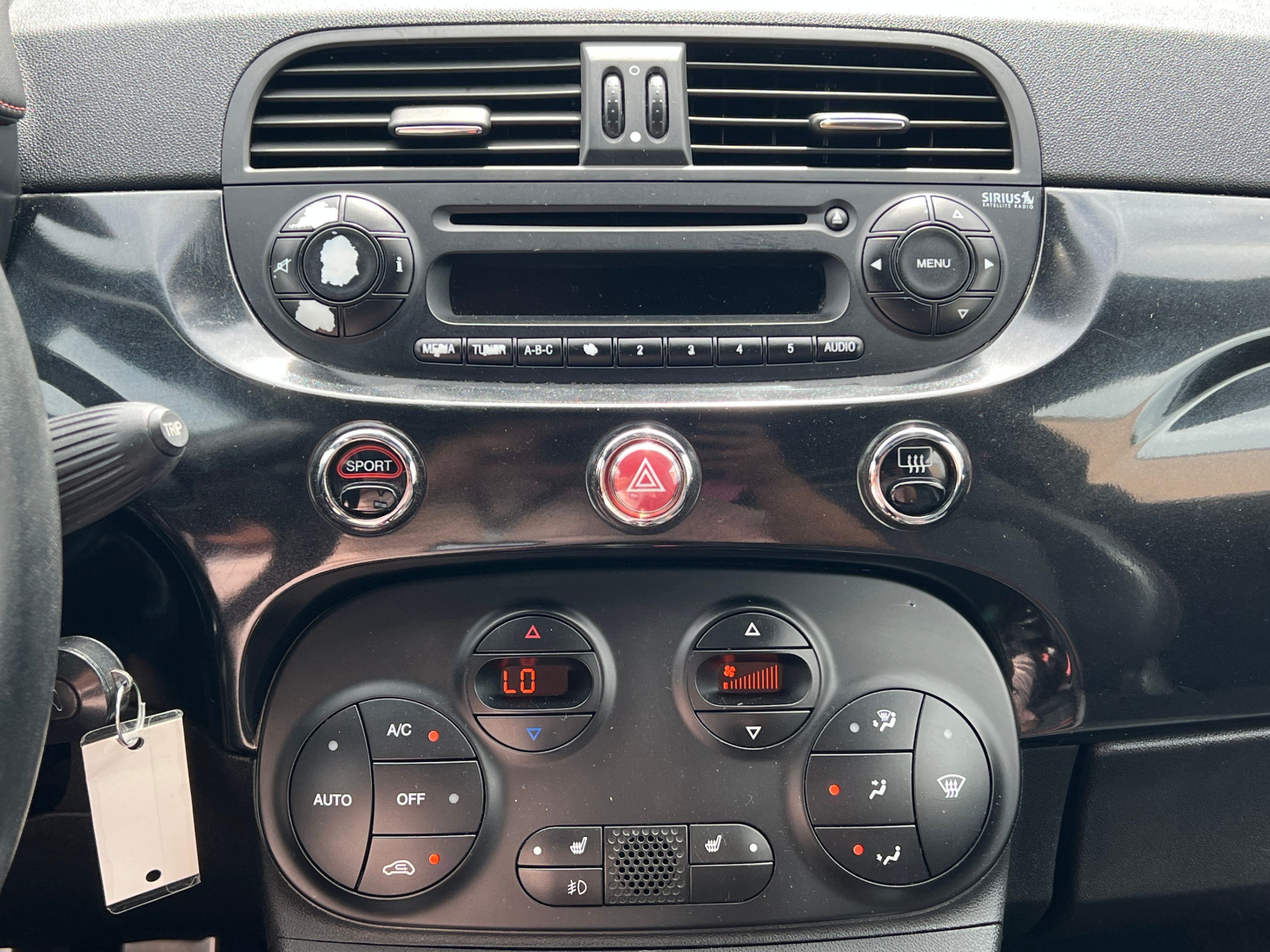 2013 FIAT 500 2dr HB Abarth. BC LOCAL VEHICLE. FULL SERVICED., 温哥华, 全款车