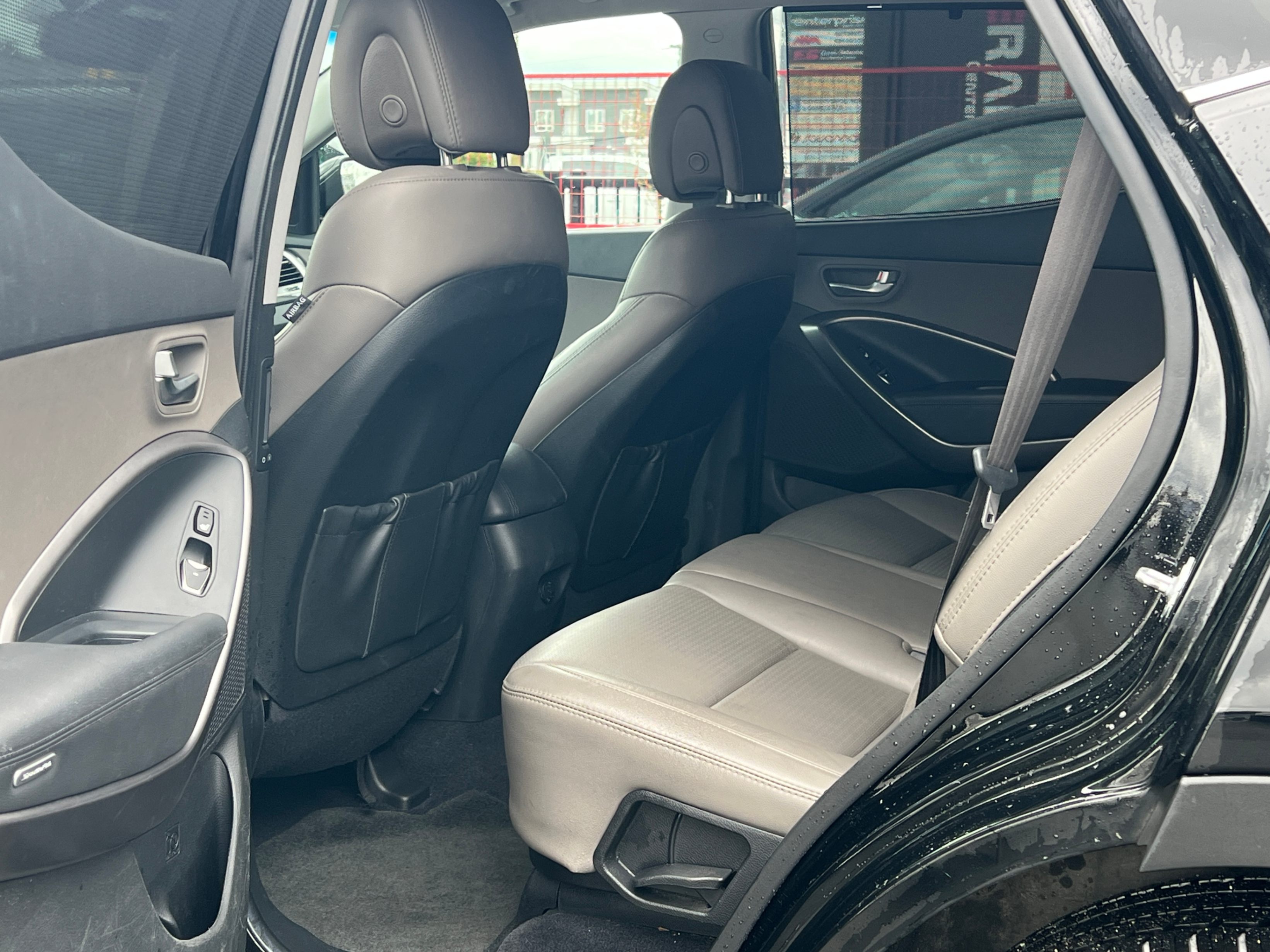 2013 Hyundai Santa Fe AWD 4dr 2.4L Auto Luxury *Ltd Avail* No Accidents. BC Local Vehicle., 温哥华, 全款车