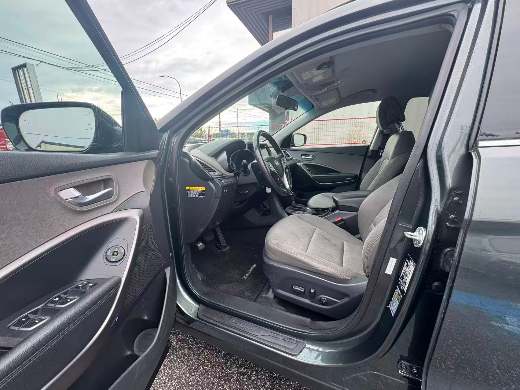 2013 Hyundai Santa Fe FWD 4dr 2.4L Auto Premium *Ltd Avail*. NO ACCIDENTS., 温哥华, 全款车