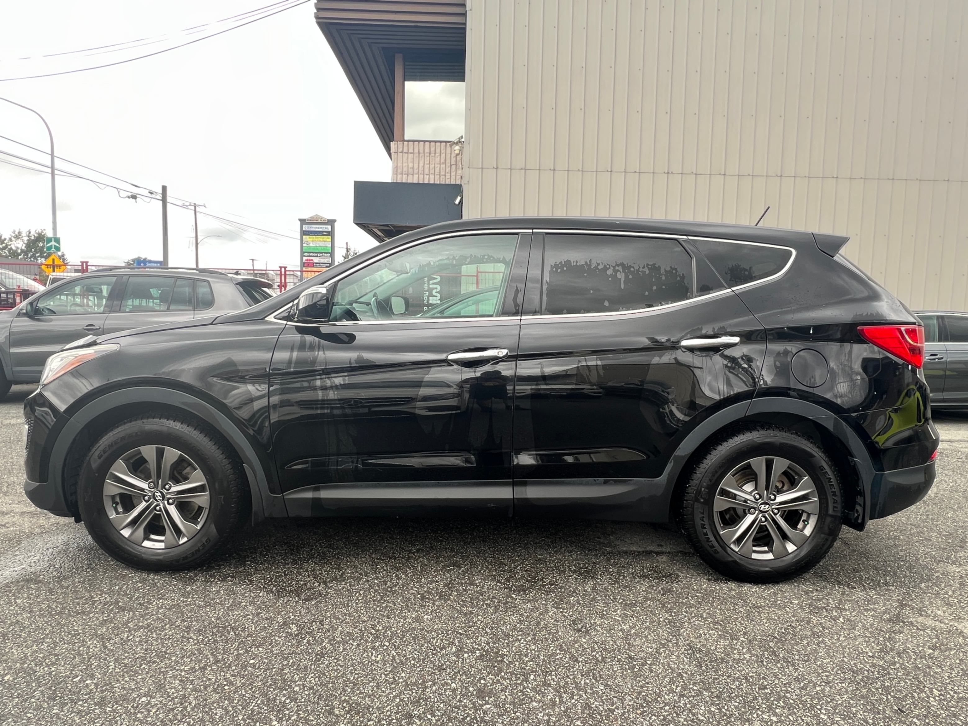 2013 Hyundai Santa Fe AWD 4dr 2.4L Auto Luxury *Ltd Avail* No Accidents. BC Local Vehicle., 温哥华, 全款车
