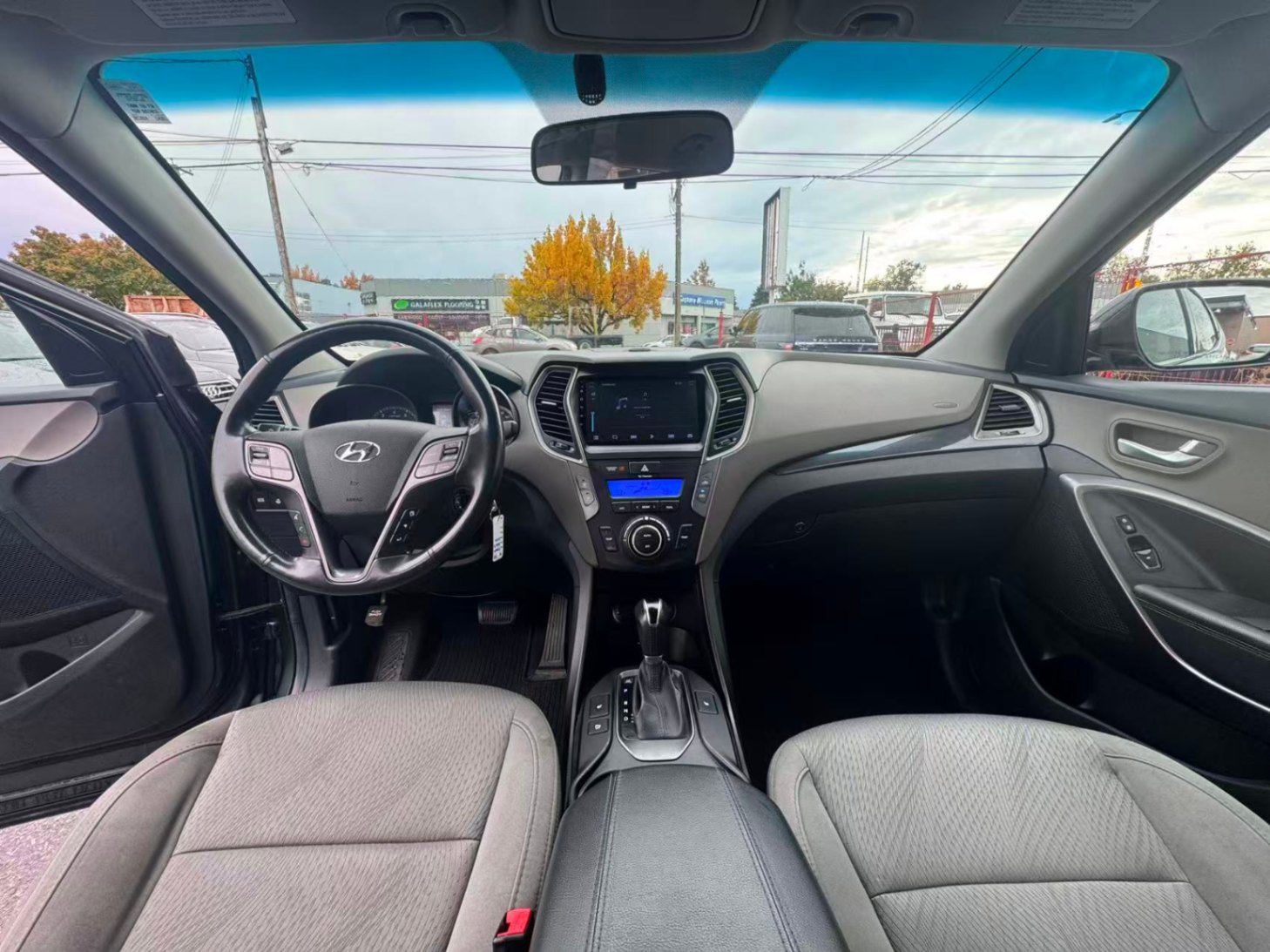 2013 Hyundai Santa Fe FWD 4dr 2.4L Auto Premium *Ltd Avail*. NO ACCIDENTS., 温哥华, 全款车