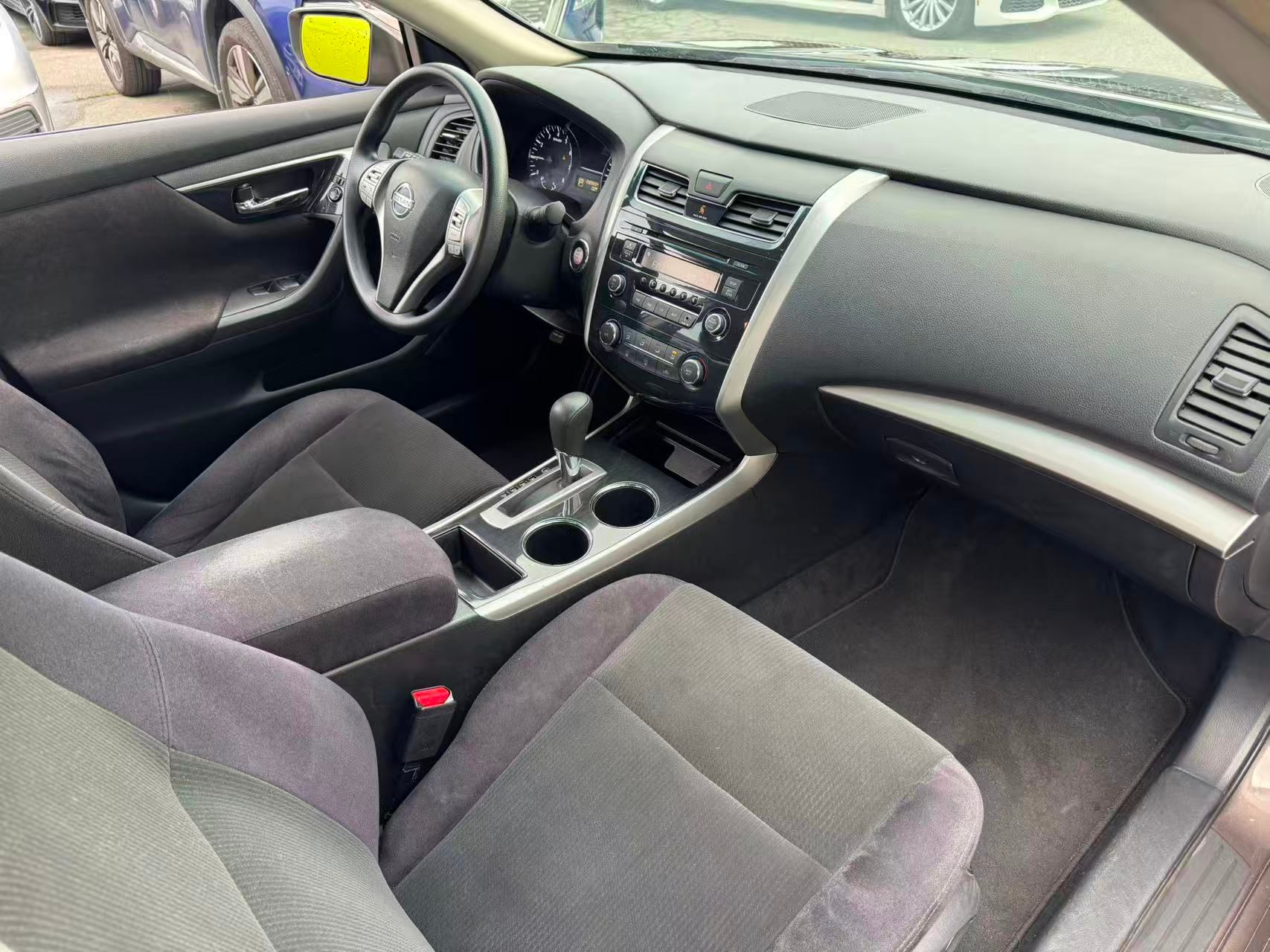 2013 Nissan Altima 4dr Sdn I4 CVT 2.5. BC LOCAL VEHICLE., Vancouver, Cash