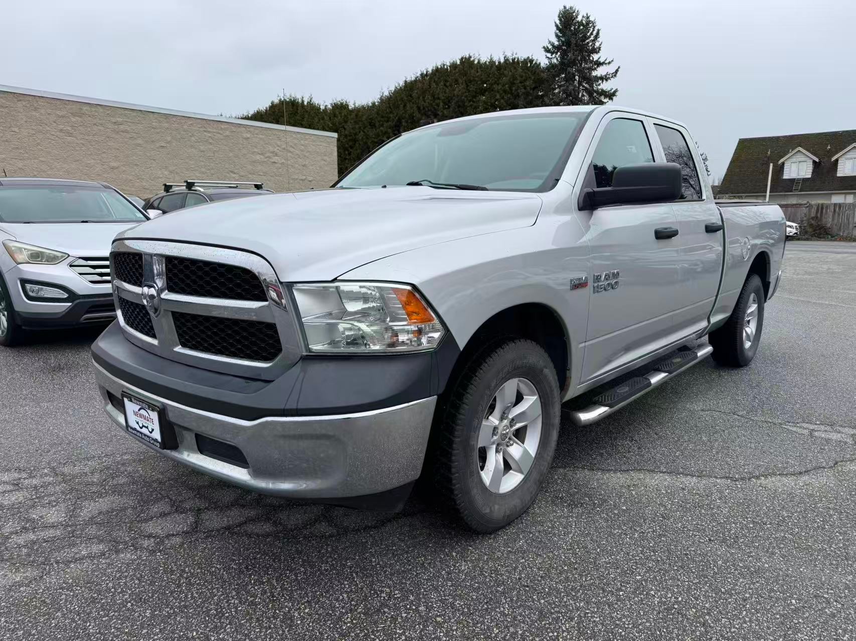 2013 Ram 1500 Quad Cab 140.5" ST. BC LOCAL VEHICLE. HEMI 5.7L., 温哥华, 全款车