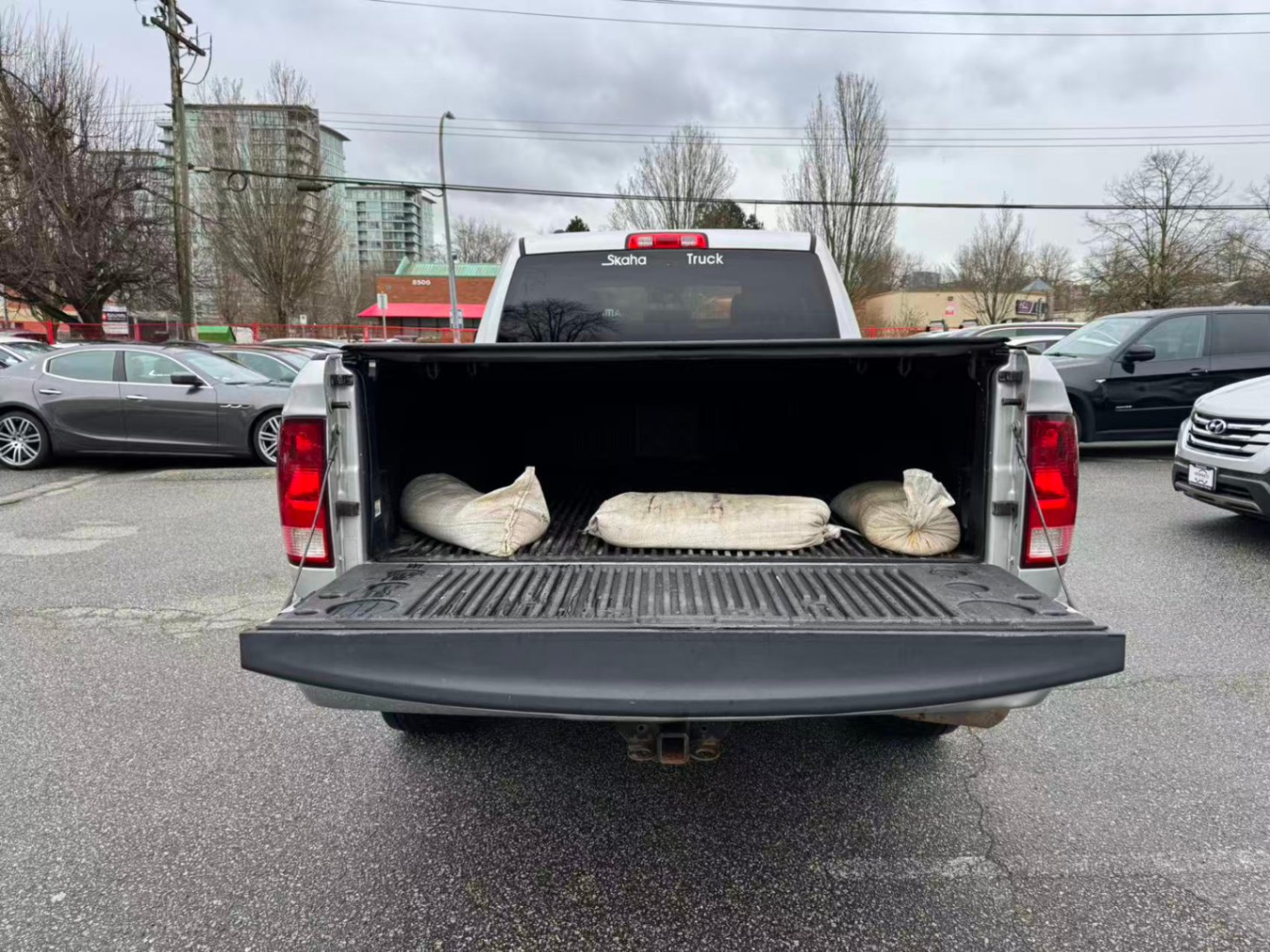 2013 Ram 1500 Quad Cab 140.5" ST. BC LOCAL VEHICLE. HEMI 5.7L., 温哥华, 全款车