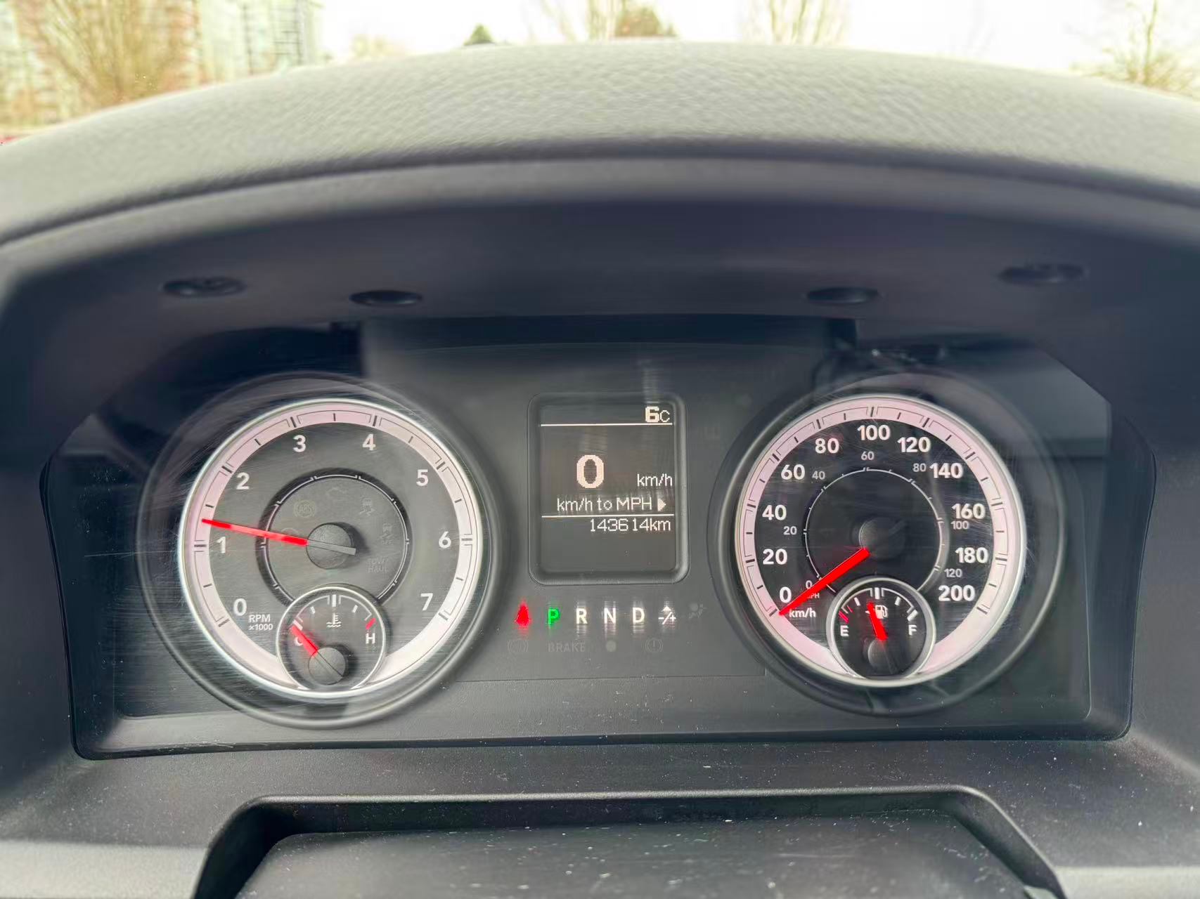 2013 Ram 1500 Quad Cab 140.5" ST. BC LOCAL VEHICLE. HEMI 5.7L., 温哥华, 全款车