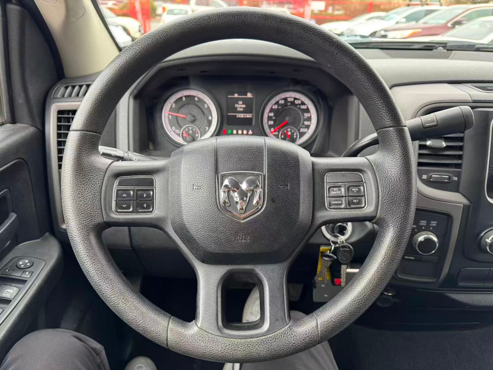 2013 Ram 1500 Quad Cab 140.5" ST. BC LOCAL VEHICLE. HEMI 5.7L., 温哥华, 全款车