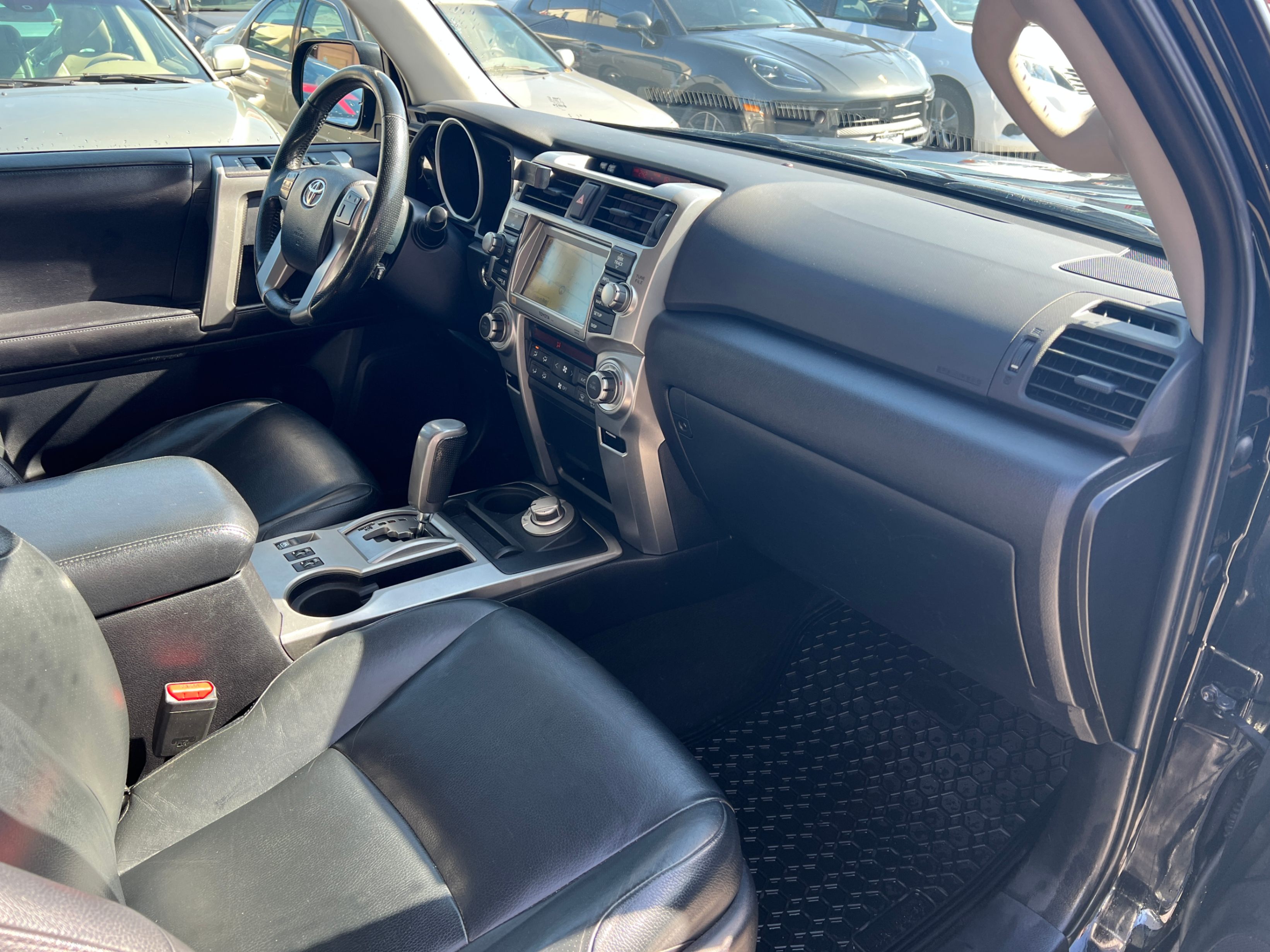2013 Toyota 4Runner 4WD 4dr V6 LIMITED. BC LOCAL VEHICLE., Vancouver, Cash