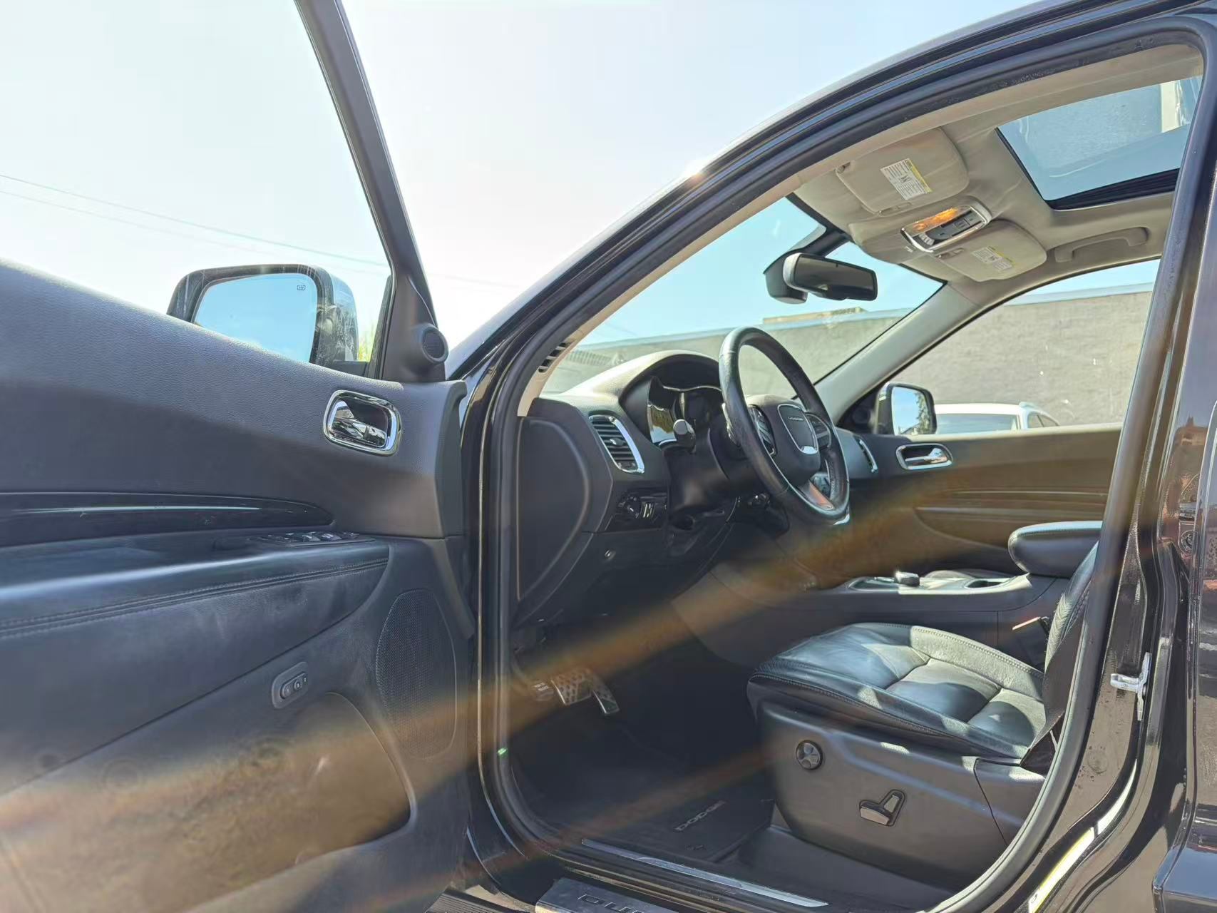 2014 Dodge Durango Limited. LOCAL BC VEHICLE. NO ACCIDENT. SERVICE DONE., 温哥华, 全款车